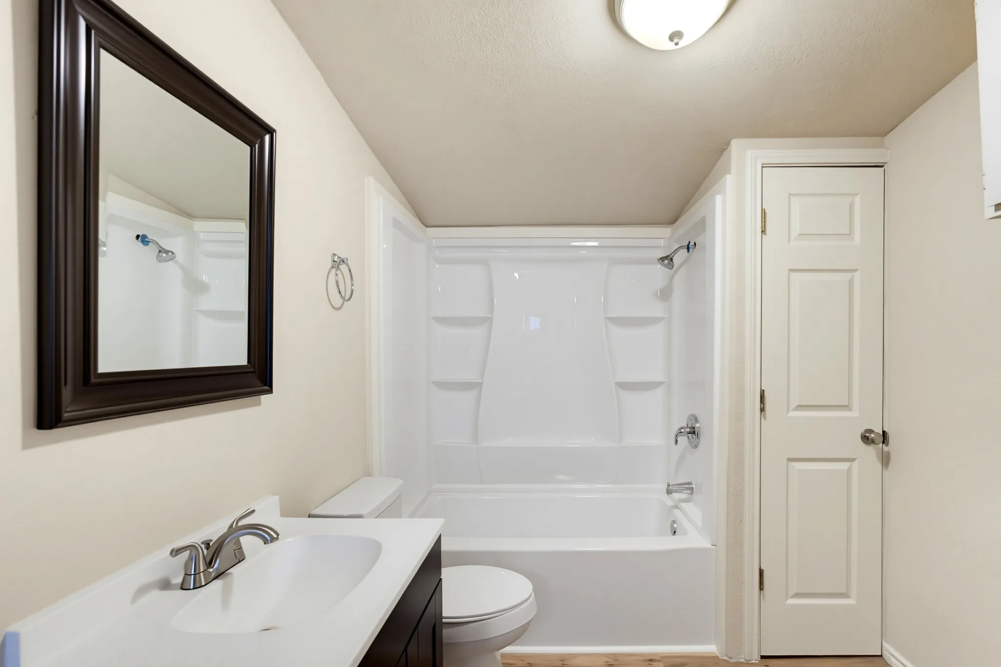 Single Family Residence For Sale in Taylor County , 1334 Lytle Acres Drive, Abilene, Texas 79602, 1 Bedroom, 1 Bathroom, 1 Garage spaces, 672 Sqft, built in 1952, mls#21403989, Real Estate Agent in Abilene, Homes For Sale in Taylor county, Homes For Sale in Abilene, Realtor in Abilene Texas, Real Estate Brokerage Independent Realty Texas, Luminita Cordes Realtor