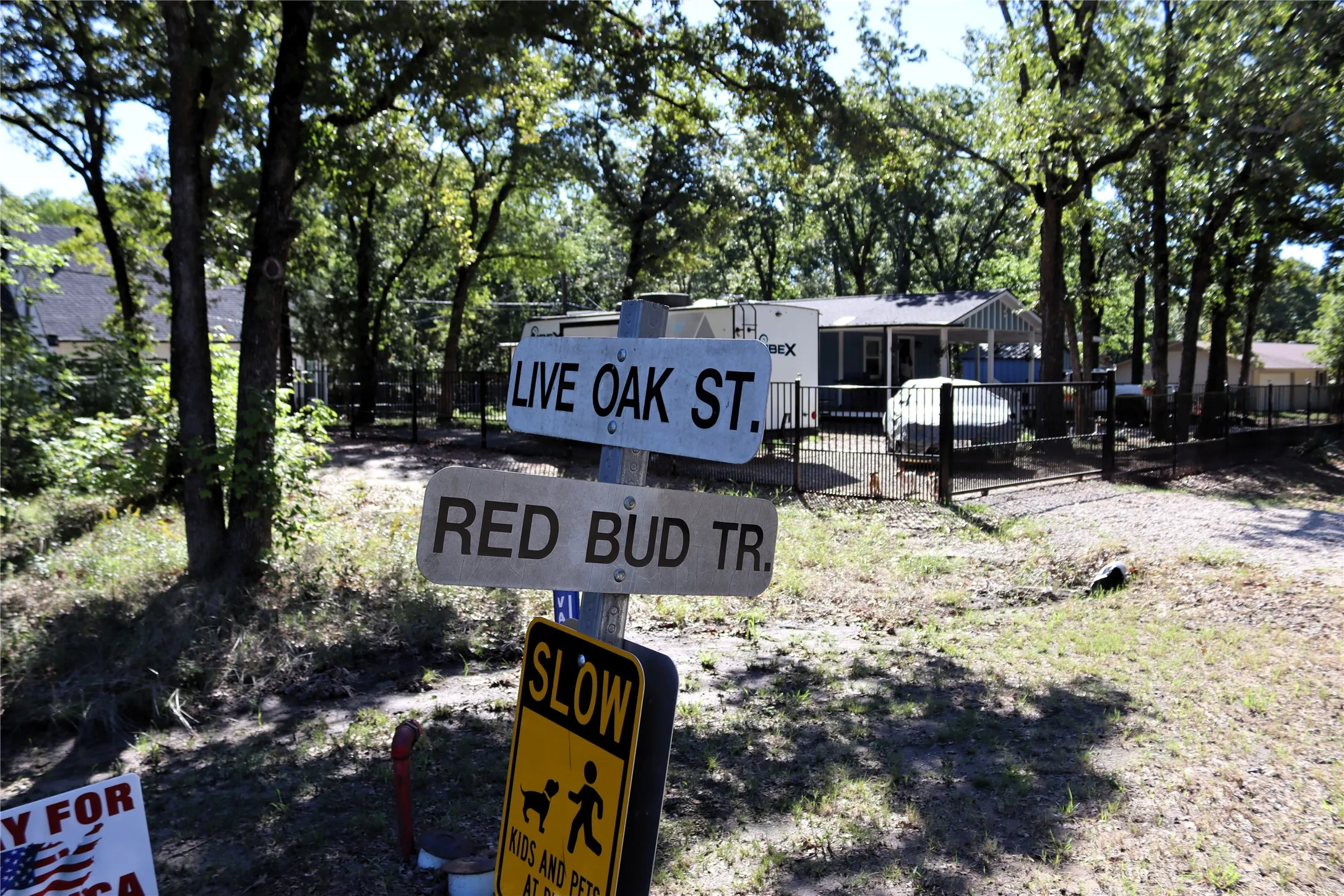 Unimproved Land For Sale in Hunt County , TBD Live Oak Street, Quinlan, Texas 75474, 0, 0, Garage spaces, 0 Sqft, built in 0, mls#21404062, Real Estate Agent in Quinlan, Homes For Sale in Hunt county, Homes For Sale in Quinlan, Realtor in Quinlan Texas, Real Estate Brokerage Independent Realty Texas, Luminita Cordes Realtor