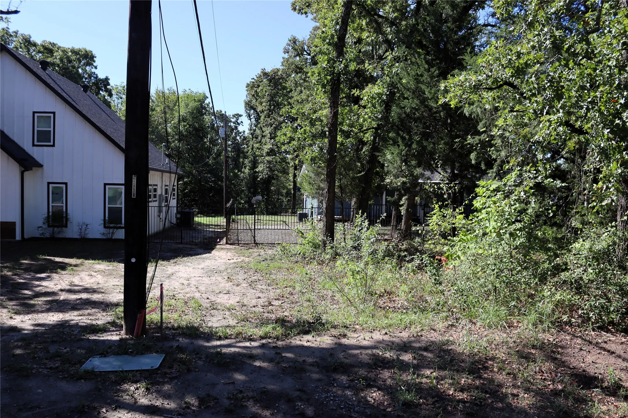 Unimproved Land For Sale in Hunt County , TBD Live Oak Street, Quinlan, Texas 75474, 0, 0, Garage spaces, 0 Sqft, built in 0, mls#21404062, Real Estate Agent in Quinlan, Homes For Sale in Hunt county, Homes For Sale in Quinlan, Realtor in Quinlan Texas, Real Estate Brokerage Independent Realty Texas, Luminita Cordes Realtor