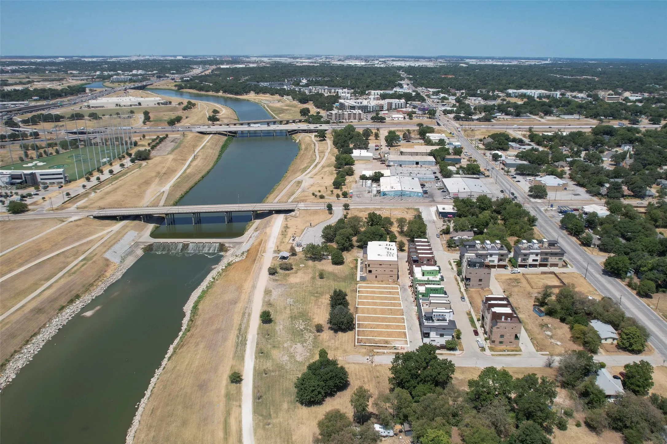 Unimproved Land For Sale in Tarrant County , 424 Vista Buena Trail, Fort Worth, Texas 76111, 0, 0, Garage spaces, 0 Sqft, built in 0, mls#21404031, Real Estate Agent in Fort Worth, Homes For Sale in Tarrant county, Homes For Sale in Fort Worth, Realtor in Fort Worth Texas, Real Estate Brokerage Independent Realty Texas, Luminita Cordes Realtor