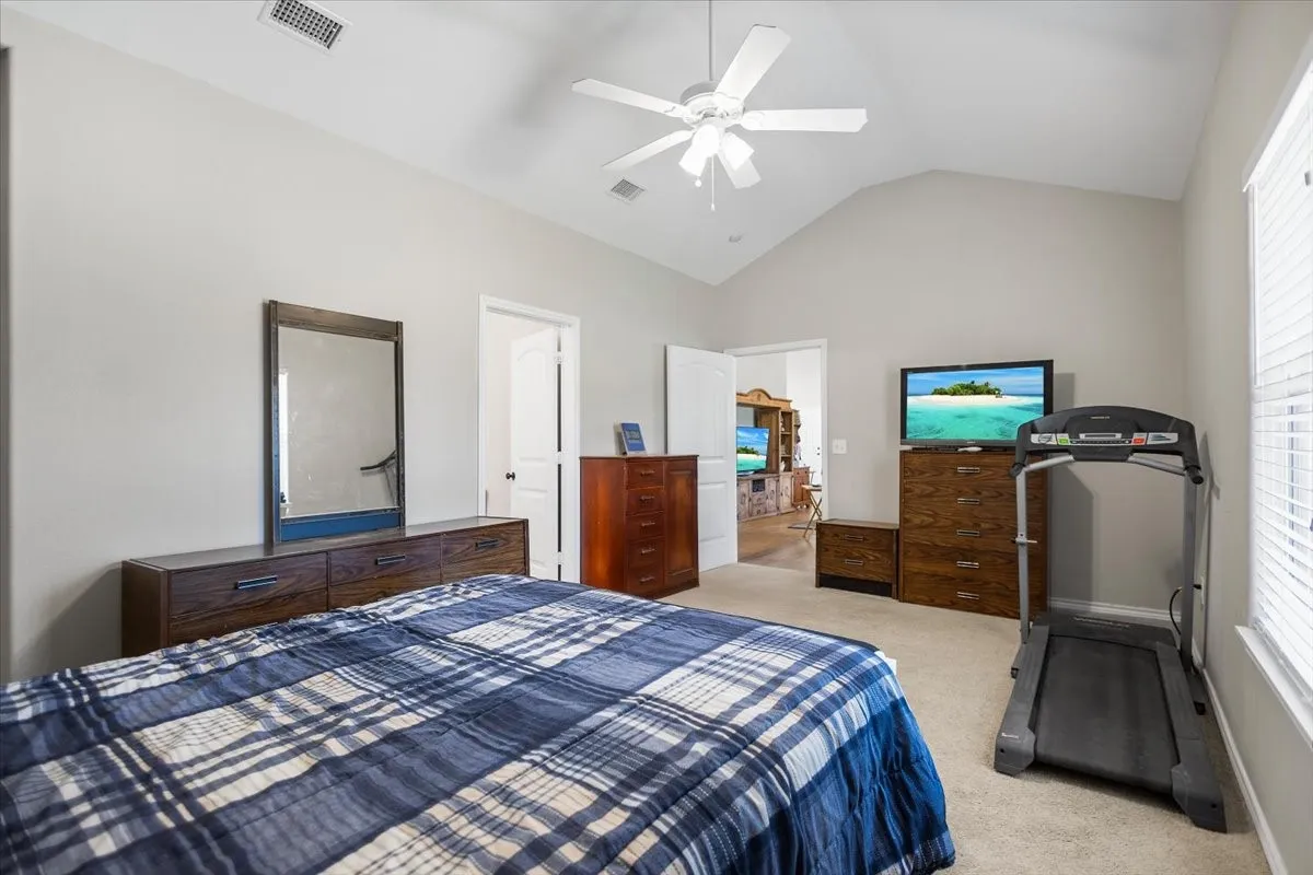 Single Family Residence For Sale in Wood County , 256 County Road 2749, Mineola, Texas 75773, 3 Bedroom, 2 Bathroom, 2 Garage spaces, 1,500 Sqft, built in 2018, mls#21404075, Real Estate Agent in Mineola, Homes For Sale in Wood county, Homes For Sale in Mineola, Realtor in Mineola Texas, Real Estate Brokerage Independent Realty Texas, Luminita Cordes Realtor
