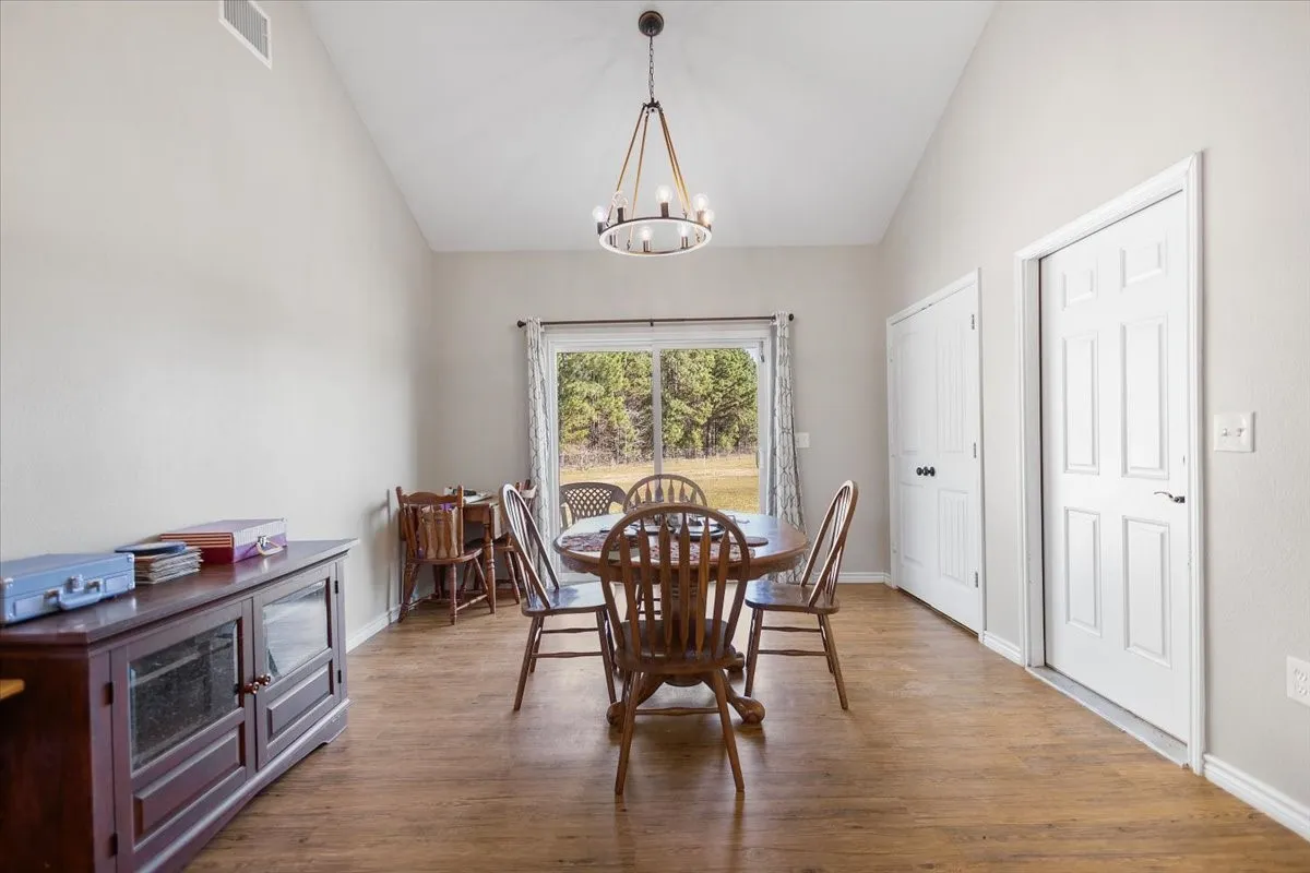 Single Family Residence For Sale in Wood County , 256 County Road 2749, Mineola, Texas 75773, 3 Bedroom, 2 Bathroom, 2 Garage spaces, 1,500 Sqft, built in 2018, mls#21404075, Real Estate Agent in Mineola, Homes For Sale in Wood county, Homes For Sale in Mineola, Realtor in Mineola Texas, Real Estate Brokerage Independent Realty Texas, Luminita Cordes Realtor