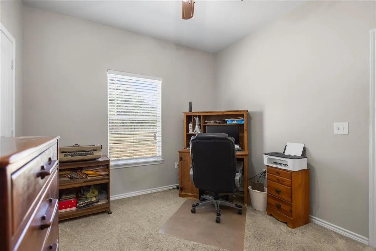 Single Family Residence For Sale in Wood County , 256 County Road 2749, Mineola, Texas 75773, 3 Bedroom, 2 Bathroom, 2 Garage spaces, 1,500 Sqft, built in 2018, mls#21404075, Real Estate Agent in Mineola, Homes For Sale in Wood county, Homes For Sale in Mineola, Realtor in Mineola Texas, Real Estate Brokerage Independent Realty Texas, Luminita Cordes Realtor
