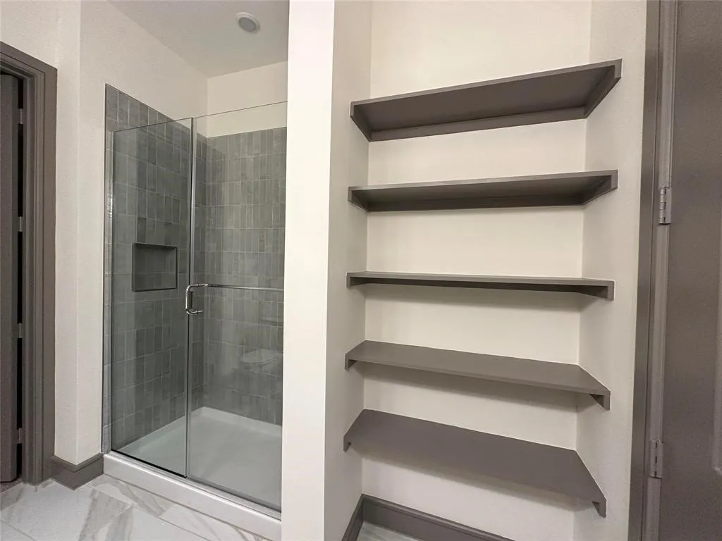 Condominium For Rent in Denton County , 2700 Old Denton Road 4434, Carrollton, Texas 75007, 2 Bedroom, 2 Bathroom, Garage spaces, 1,025 Sqft, built in 2023, mls#21404079, Real Estate Agent in Carrollton, Homes For Rent in Denton county, Homes For Rent in Carrollton, Realtor in Carrollton Texas, Real Estate Brokerage Independent Realty Texas, Luminita Cordes Realtor