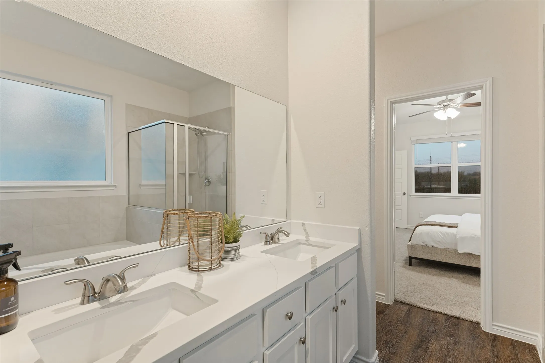 Single Family Residence For Sale in Tarrant County , 829 Jetliner Avenue, Fort Worth, Texas 76131, 4 Bedroom, 3 Bathroom, 2 Garage spaces, 2,264 Sqft, built in 2023, mls#21403098, Real Estate Agent in Fort Worth, Homes For Sale in Tarrant county, Homes For Sale in Fort Worth, Realtor in Fort Worth Texas, Real Estate Brokerage Independent Realty Texas, Luminita Cordes Realtor
