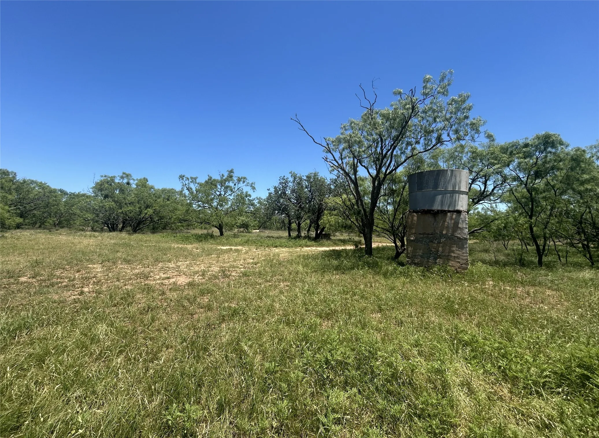 Farm For Sale in Coleman County , 824 CR 409, Talpa, Texas 76882, 2 Bedroom, 1 Bathroom, Garage spaces, 868 Sqft, built in 1998, mls#21400037, Real Estate Agent in Talpa, Homes For Sale in Coleman county, Homes For Sale in Talpa, Realtor in Talpa Texas, Real Estate Brokerage Independent Realty Texas, Luminita Cordes Realtor