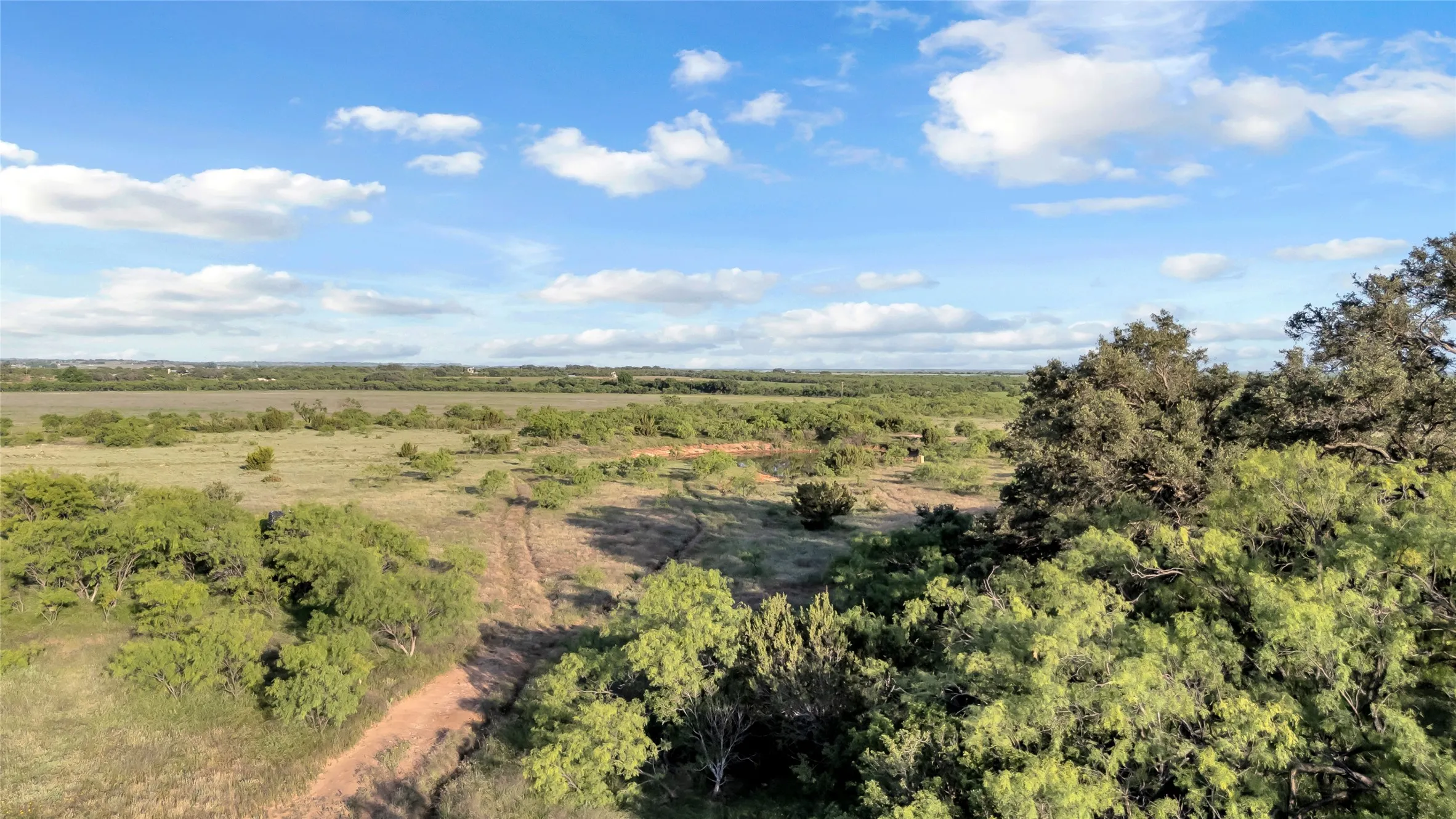 Farm For Sale in Coleman County , 824 CR 409, Talpa, Texas 76882, 2 Bedroom, 1 Bathroom, Garage spaces, 868 Sqft, built in 1998, mls#21400037, Real Estate Agent in Talpa, Homes For Sale in Coleman county, Homes For Sale in Talpa, Realtor in Talpa Texas, Real Estate Brokerage Independent Realty Texas, Luminita Cordes Realtor