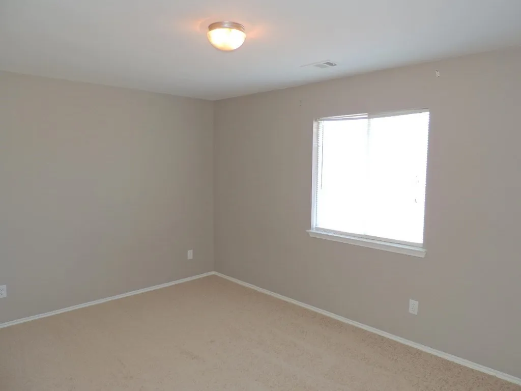 Single Family Residence For Rent in Denton County , 725 Teal Drive, Aubrey, Texas 76227, 5 Bedroom, 4 Bathroom, 2 Garage spaces, 3,033 Sqft, built in 2003, mls#21404092, Real Estate Agent in Aubrey, Homes For Rent in Denton county, Homes For Rent in Aubrey, Realtor in Aubrey Texas, Real Estate Brokerage Independent Realty Texas, Luminita Cordes Realtor