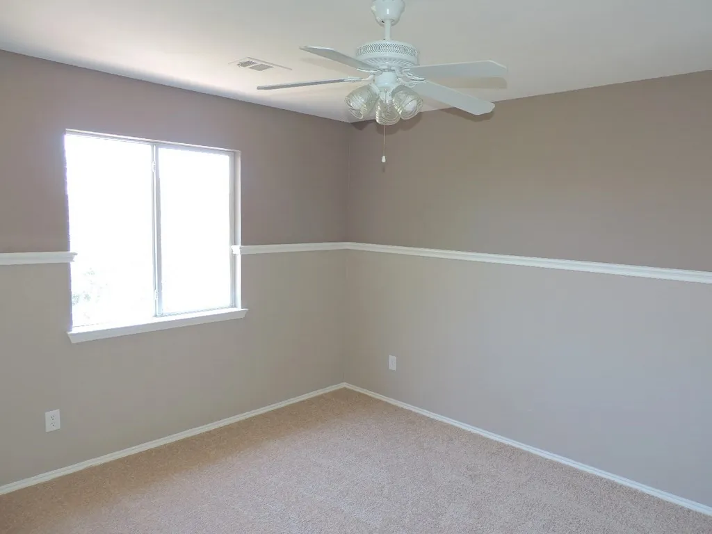 Single Family Residence For Rent in Denton County , 725 Teal Drive, Aubrey, Texas 76227, 5 Bedroom, 4 Bathroom, 2 Garage spaces, 3,033 Sqft, built in 2003, mls#21404092, Real Estate Agent in Aubrey, Homes For Rent in Denton county, Homes For Rent in Aubrey, Realtor in Aubrey Texas, Real Estate Brokerage Independent Realty Texas, Luminita Cordes Realtor