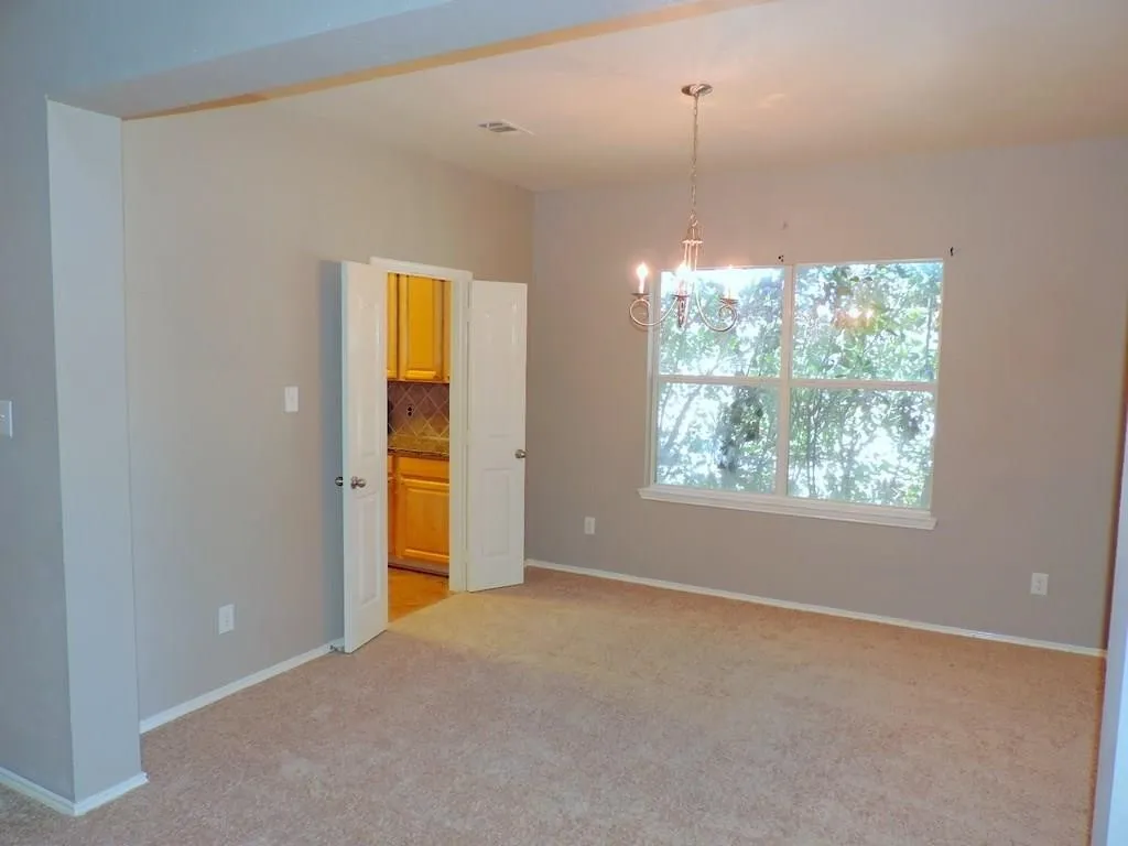 Single Family Residence For Rent in Denton County , 725 Teal Drive, Aubrey, Texas 76227, 5 Bedroom, 4 Bathroom, 2 Garage spaces, 3,033 Sqft, built in 2003, mls#21404092, Real Estate Agent in Aubrey, Homes For Rent in Denton county, Homes For Rent in Aubrey, Realtor in Aubrey Texas, Real Estate Brokerage Independent Realty Texas, Luminita Cordes Realtor