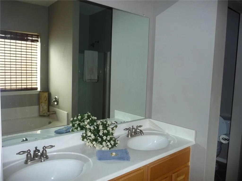 Single Family Residence For Rent in Denton County , 725 Teal Drive, Aubrey, Texas 76227, 5 Bedroom, 4 Bathroom, 2 Garage spaces, 3,033 Sqft, built in 2003, mls#21404092, Real Estate Agent in Aubrey, Homes For Rent in Denton county, Homes For Rent in Aubrey, Realtor in Aubrey Texas, Real Estate Brokerage Independent Realty Texas, Luminita Cordes Realtor