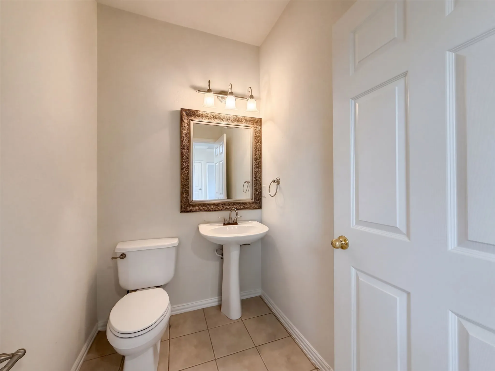 Single Family Residence For Sale in Collin County , 3218 Berry Hollow, Melissa, Texas 75454, 4 Bedroom, 3 Bathroom, 2 Garage spaces, 2,844 Sqft, built in 2000, mls#21404090, Real Estate Agent in Melissa, Homes For Sale in Collin county, Homes For Sale in Melissa, Realtor in Melissa Texas, Real Estate Brokerage Independent Realty Texas, Luminita Cordes Realtor