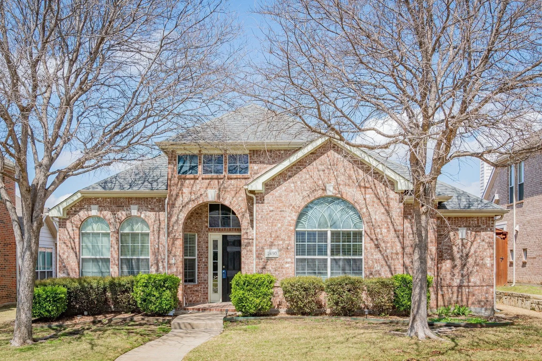 Single Family Residence For Rent in Denton County , 2450 Thorntree Drive, Frisco, Texas 75033, 4 Bedroom, 3 Bathroom, 2 Garage spaces, 2,207 Sqft, built in 2003, mls#21404102, Real Estate Agent in Frisco, Homes For Rent in Denton county, Homes For Rent in Frisco, Realtor in Frisco Texas, Real Estate Brokerage Independent Realty Texas, Luminita Cordes Realtor