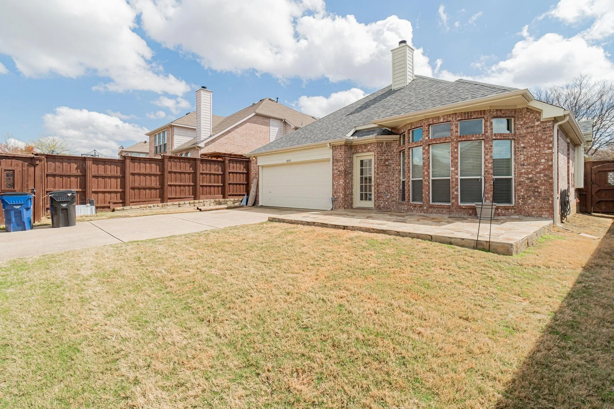 Single Family Residence For Rent in Denton County , 2450 Thorntree Drive, Frisco, Texas 75033, 4 Bedroom, 3 Bathroom, 2 Garage spaces, 2,207 Sqft, built in 2003, mls#21404102, Real Estate Agent in Frisco, Homes For Rent in Denton county, Homes For Rent in Frisco, Realtor in Frisco Texas, Real Estate Brokerage Independent Realty Texas, Luminita Cordes Realtor