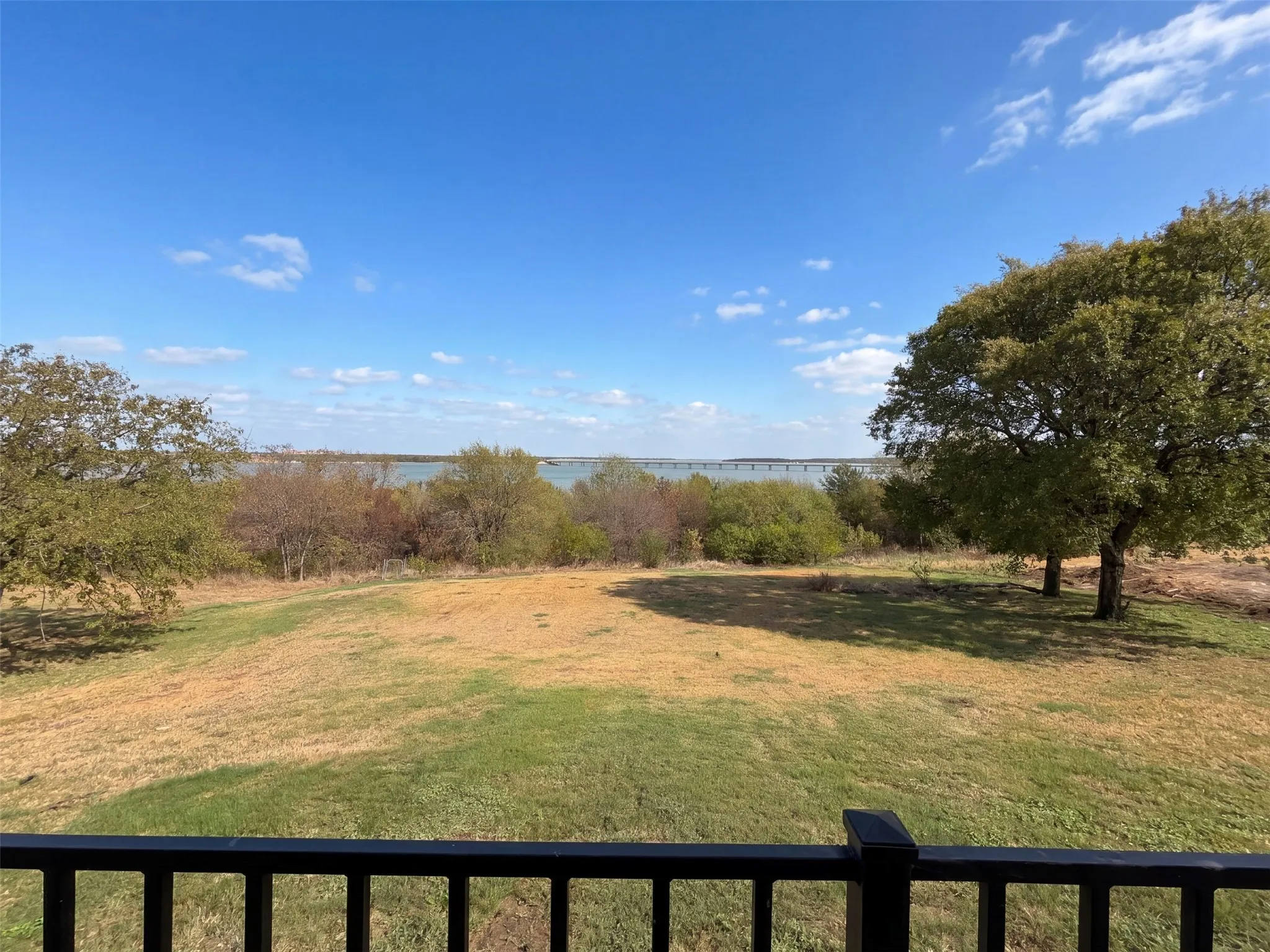 Single Family Residence For Sale in Dallas County , 1119 Mallard Pointe Drive, Grand Prairie, Texas 75104, 4 Bedroom, 4 Bathroom, 3 Garage spaces, 3,837 Sqft, built in 2005, mls#21404103, Real Estate Agent in Grand Prairie, Homes For Sale in Dallas county, Homes For Sale in Grand Prairie, Realtor in Grand Prairie Texas, Real Estate Brokerage Independent Realty Texas, Luminita Cordes Realtor