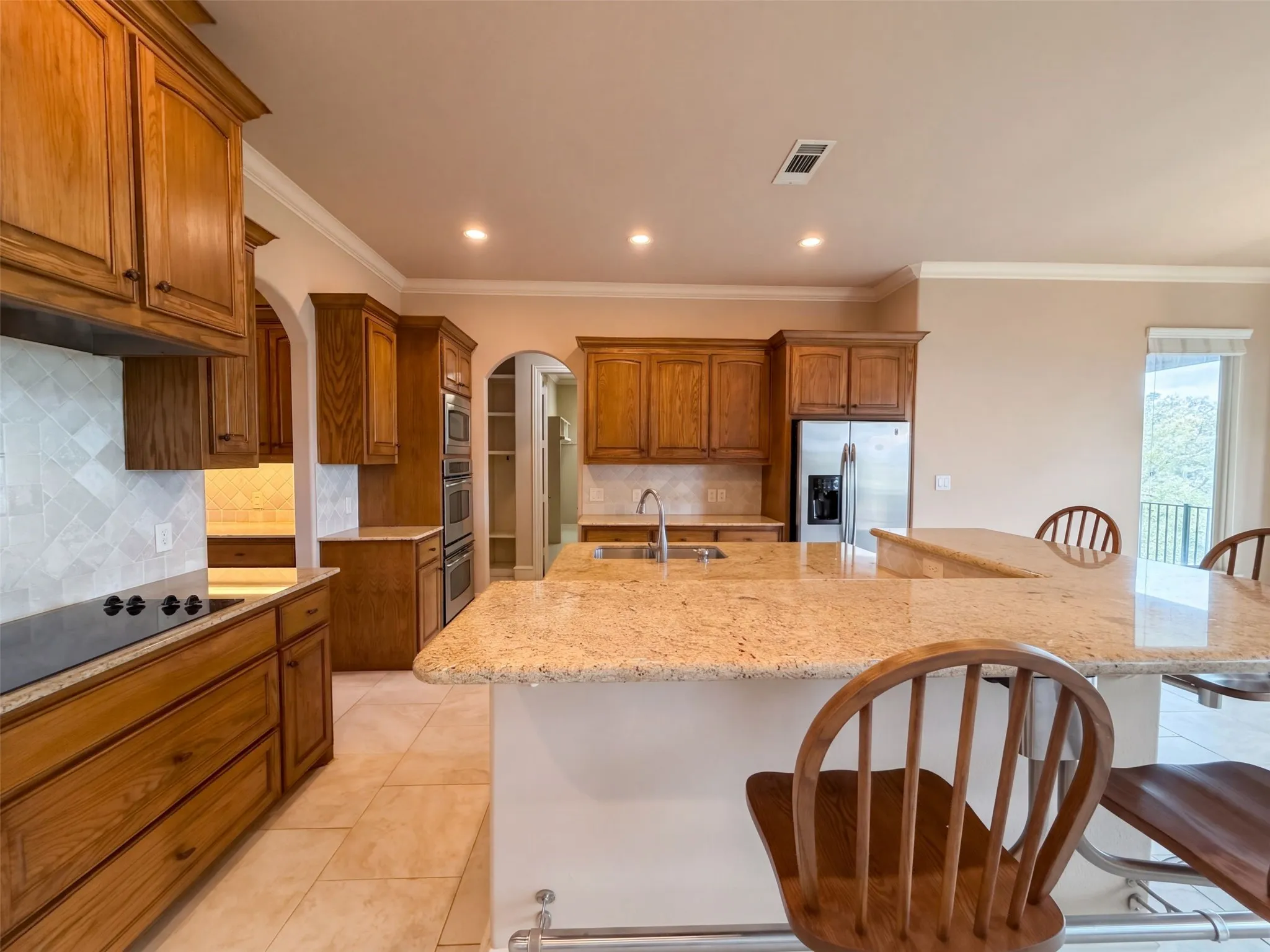 Single Family Residence For Sale in Dallas County , 1119 Mallard Pointe Drive, Grand Prairie, Texas 75104, 4 Bedroom, 4 Bathroom, 3 Garage spaces, 3,837 Sqft, built in 2005, mls#21404103, Real Estate Agent in Grand Prairie, Homes For Sale in Dallas county, Homes For Sale in Grand Prairie, Realtor in Grand Prairie Texas, Real Estate Brokerage Independent Realty Texas, Luminita Cordes Realtor