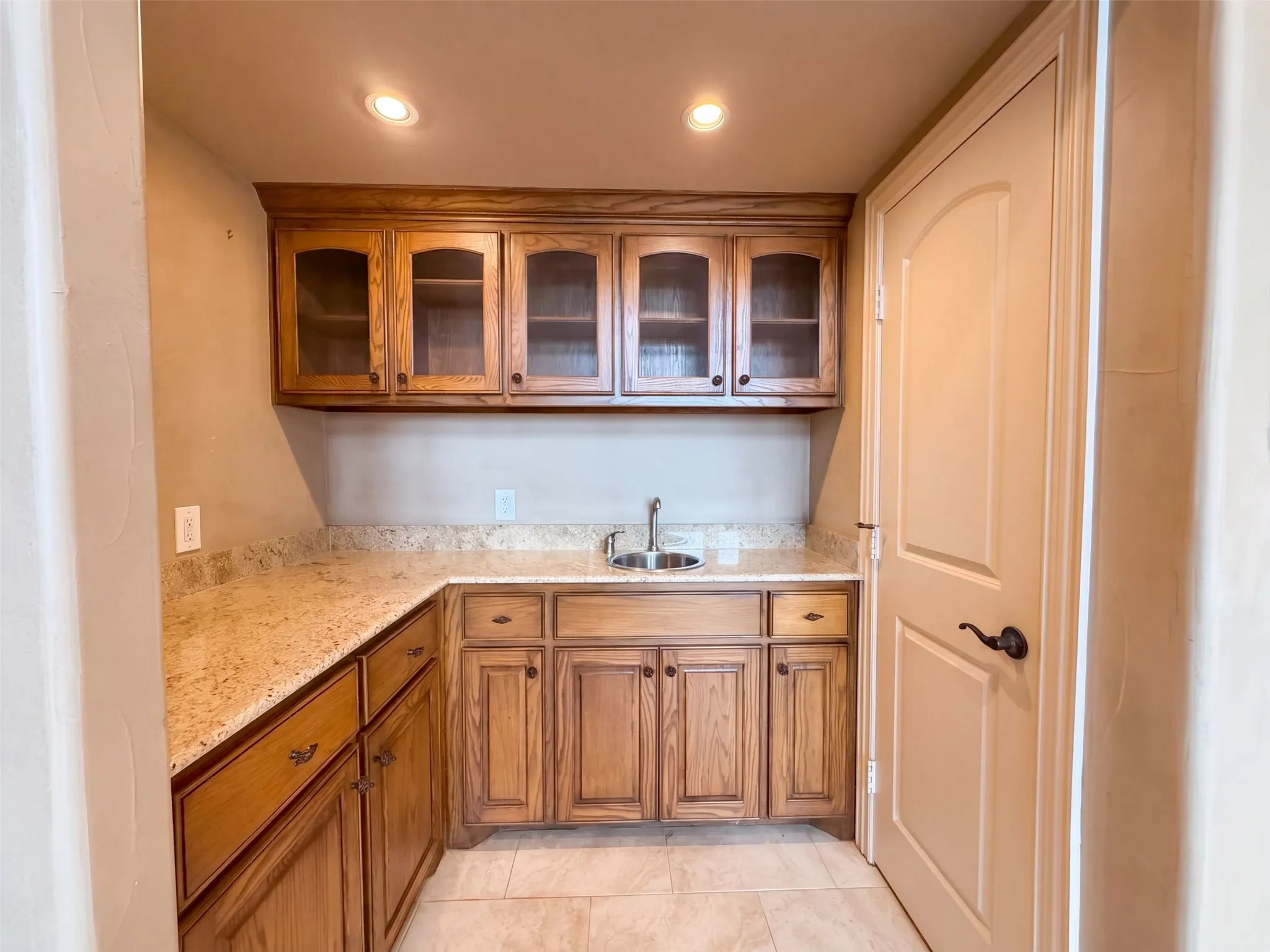 Single Family Residence For Sale in Dallas County , 1119 Mallard Pointe Drive, Grand Prairie, Texas 75104, 4 Bedroom, 4 Bathroom, 3 Garage spaces, 3,837 Sqft, built in 2005, mls#21404103, Real Estate Agent in Grand Prairie, Homes For Sale in Dallas county, Homes For Sale in Grand Prairie, Realtor in Grand Prairie Texas, Real Estate Brokerage Independent Realty Texas, Luminita Cordes Realtor