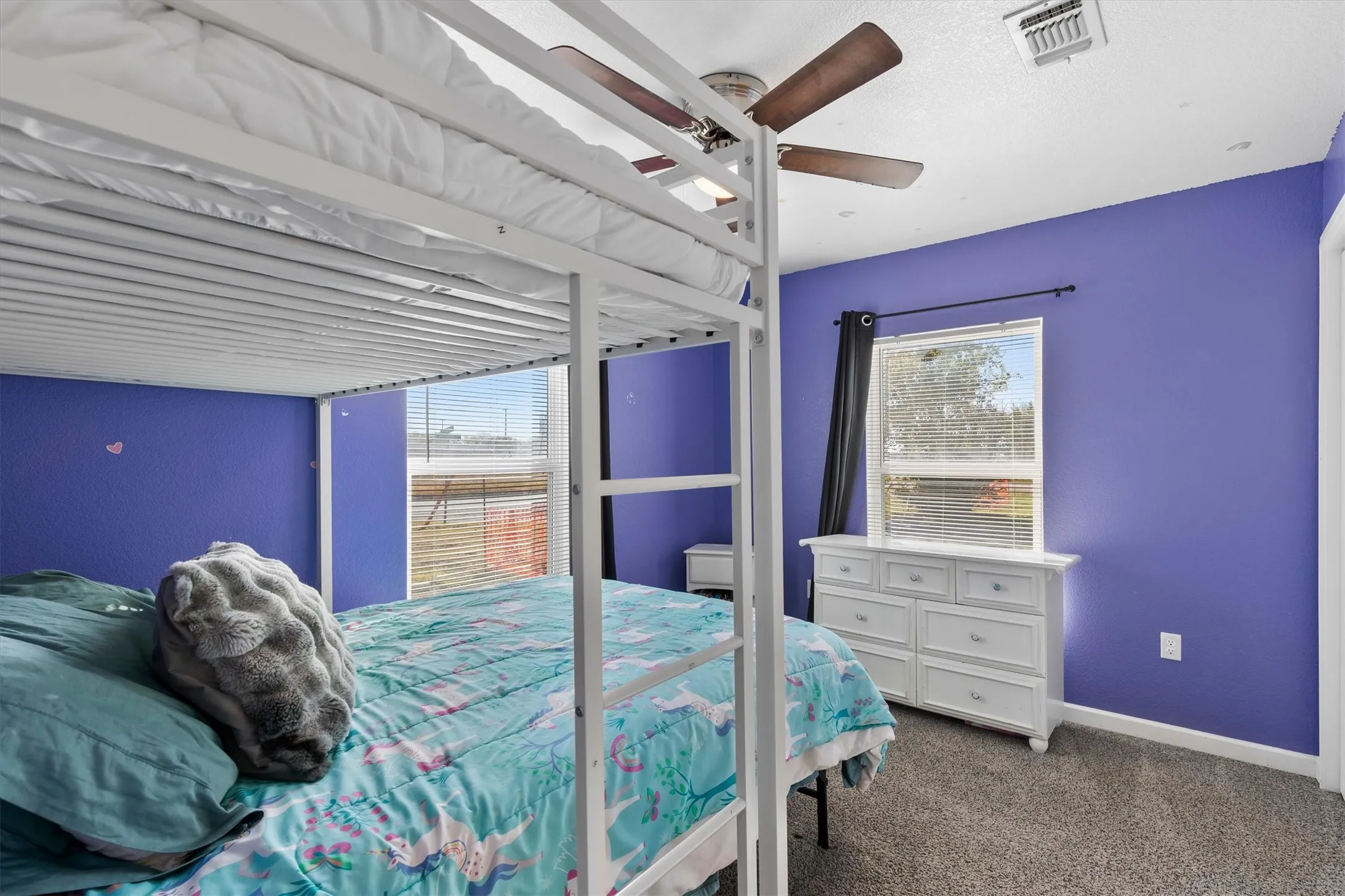 Single Family Residence For Sale in Cooke County , 101 3rd Street, Valley View, Texas 76272, 3 Bedroom, 2 Bathroom, Garage spaces, 1,098 Sqft, built in 1950, mls#21403472, Real Estate Agent in Valley View, Homes For Sale in Cooke county, Homes For Sale in Valley View, Realtor in Valley View Texas, Real Estate Brokerage Independent Realty Texas, Luminita Cordes Realtor