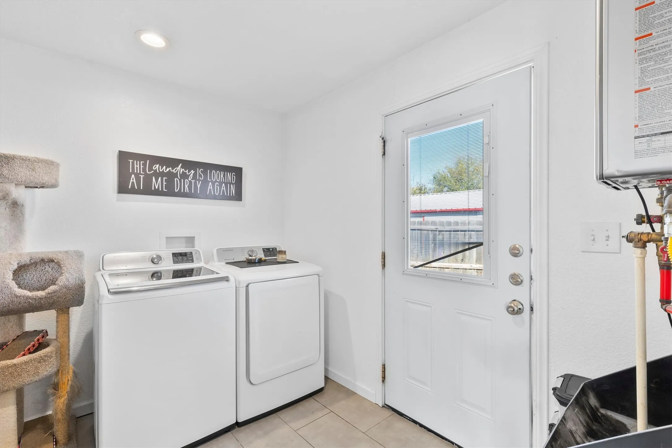 Single Family Residence For Sale in Cooke County , 101 3rd Street, Valley View, Texas 76272, 3 Bedroom, 2 Bathroom, Garage spaces, 1,098 Sqft, built in 1950, mls#21403472, Real Estate Agent in Valley View, Homes For Sale in Cooke county, Homes For Sale in Valley View, Realtor in Valley View Texas, Real Estate Brokerage Independent Realty Texas, Luminita Cordes Realtor