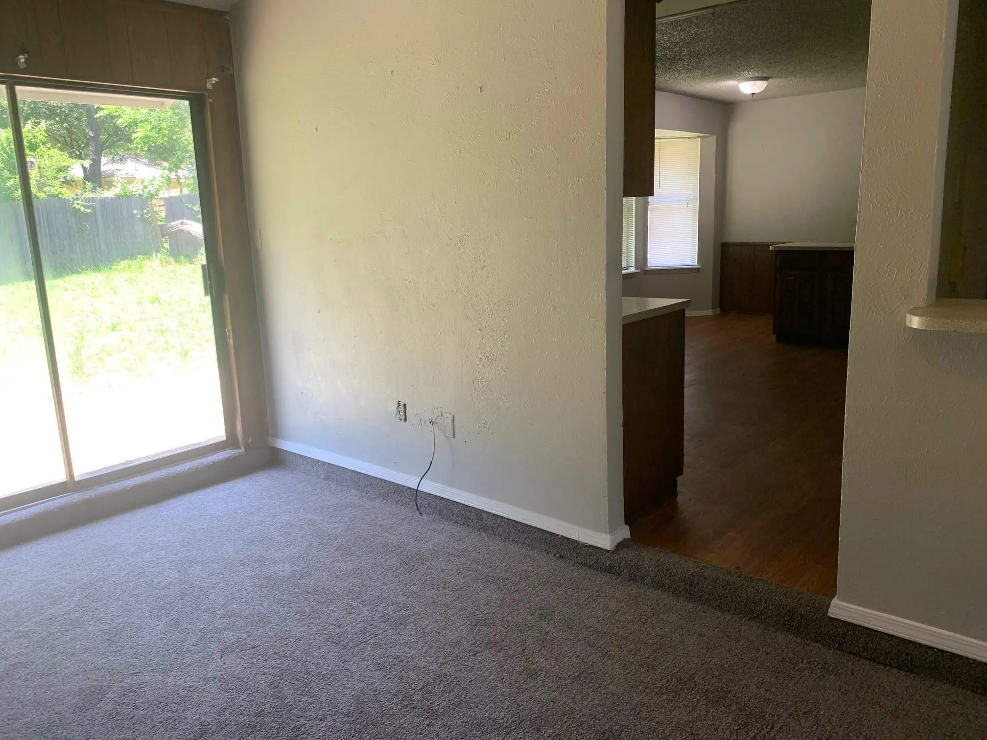 Single Family Residence For Rent in Tarrant County , 2518 Highgate Drive, Arlington, Texas 76016, 3 Bedroom, 2 Bathroom, 2 Garage spaces, 1,475 Sqft, built in 1978, mls#21404068, Real Estate Agent in Arlington, Homes For Rent in Tarrant county, Homes For Rent in Arlington, Realtor in Arlington Texas, Real Estate Brokerage Independent Realty Texas, Luminita Cordes Realtor