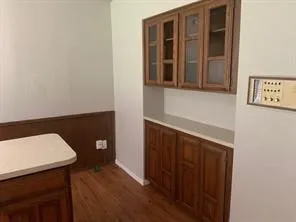 Single Family Residence For Rent in Tarrant County , 2518 Highgate Drive, Arlington, Texas 76016, 3 Bedroom, 2 Bathroom, 2 Garage spaces, 1,475 Sqft, built in 1978, mls#21404068, Real Estate Agent in Arlington, Homes For Rent in Tarrant county, Homes For Rent in Arlington, Realtor in Arlington Texas, Real Estate Brokerage Independent Realty Texas, Luminita Cordes Realtor