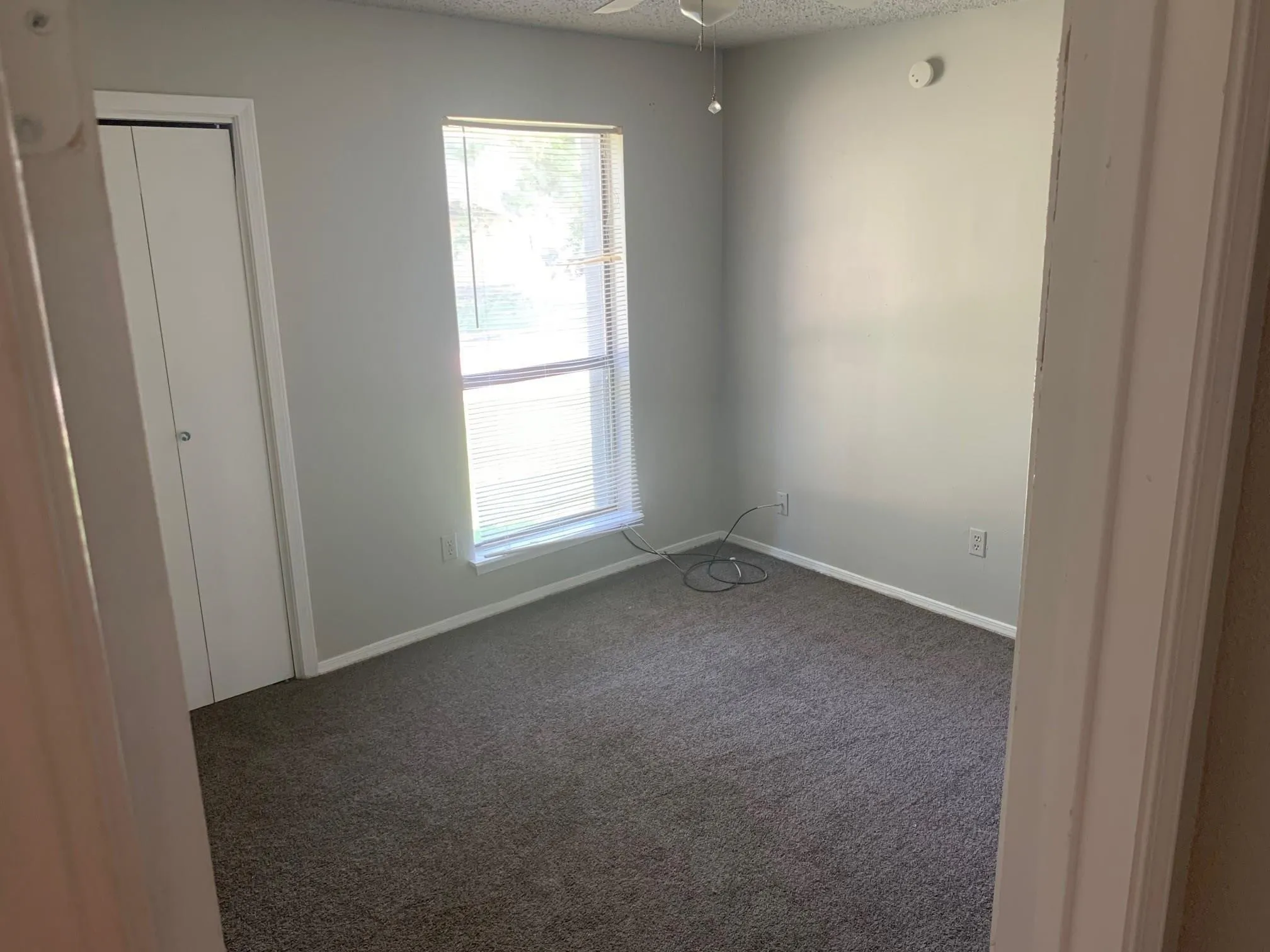 Single Family Residence For Rent in Tarrant County , 2518 Highgate Drive, Arlington, Texas 76016, 3 Bedroom, 2 Bathroom, 2 Garage spaces, 1,475 Sqft, built in 1978, mls#21404068, Real Estate Agent in Arlington, Homes For Rent in Tarrant county, Homes For Rent in Arlington, Realtor in Arlington Texas, Real Estate Brokerage Independent Realty Texas, Luminita Cordes Realtor
