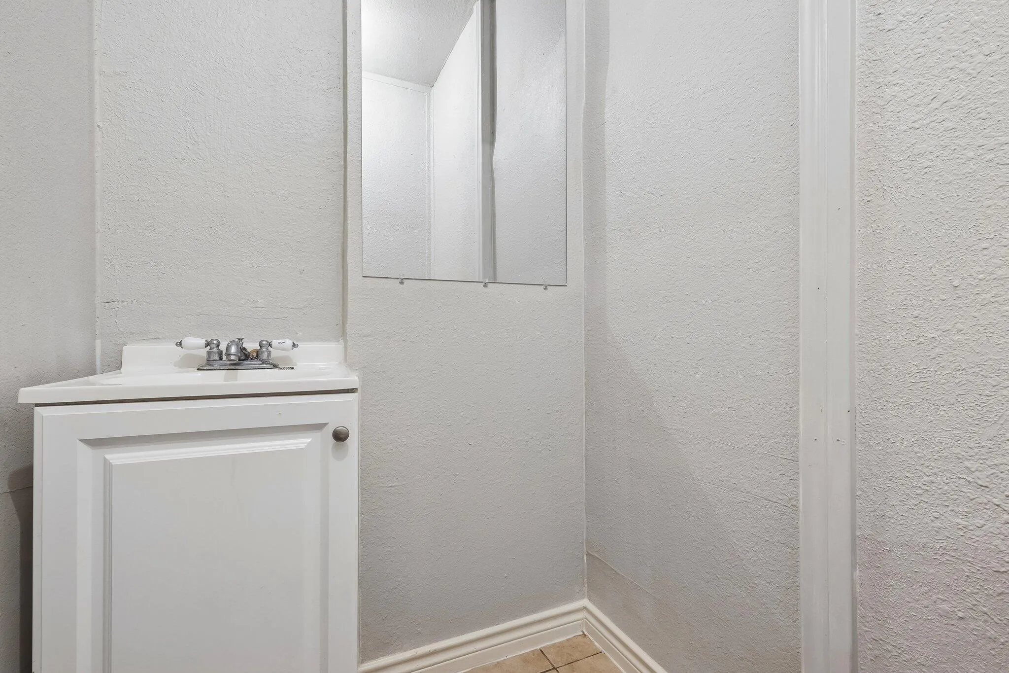 Single Family Residence For Sale in Dallas County , 620 Spinner Road, De Soto, Texas 75115, 4 Bedroom, 3 Bathroom, Garage spaces, 2,568 Sqft, built in 1974, mls#21404106, Real Estate Agent in De Soto, Homes For Sale in Dallas county, Homes For Sale in De Soto, Realtor in De Soto Texas, Real Estate Brokerage Independent Realty Texas, Luminita Cordes Realtor