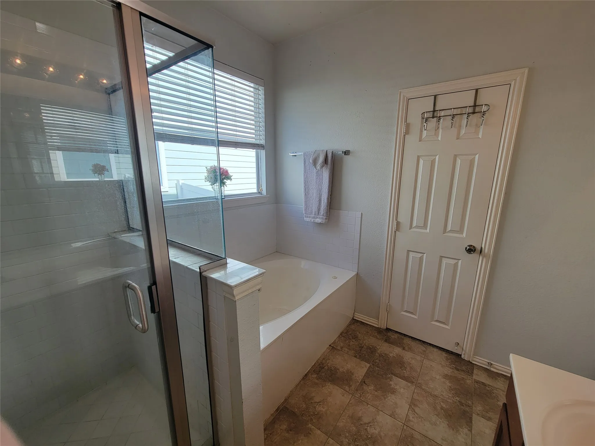 Single Family Residence For Rent in Denton County , 1550 Providence Boulevard, Providence Village, Texas 76227, 4 Bedroom, 3 Bathroom, 2 Garage spaces, 2,288 Sqft, built in 2003, mls#21404115, Real Estate Agent in Providence Village, Homes For Rent in Denton county, Homes For Rent in Providence Village, Realtor in Providence Village Texas, Real Estate Brokerage Independent Realty Texas, Luminita Cordes Realtor