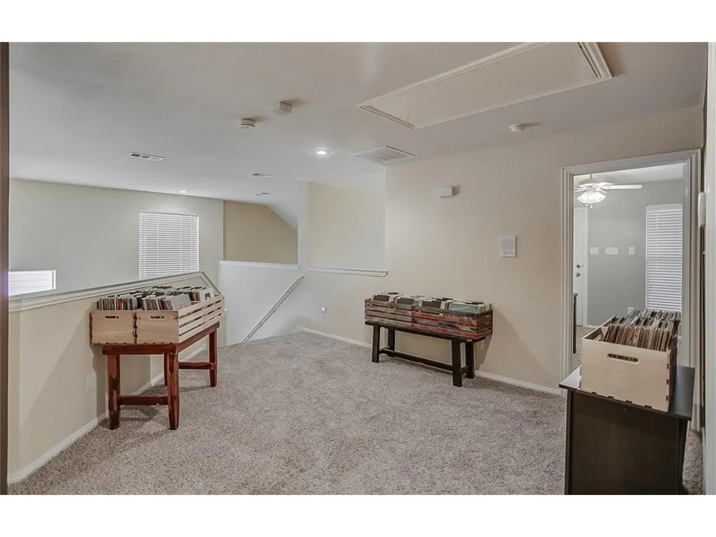 Single Family Residence For Rent in Denton County , 1550 Providence Boulevard, Providence Village, Texas 76227, 4 Bedroom, 3 Bathroom, 2 Garage spaces, 2,288 Sqft, built in 2003, mls#21404115, Real Estate Agent in Providence Village, Homes For Rent in Denton county, Homes For Rent in Providence Village, Realtor in Providence Village Texas, Real Estate Brokerage Independent Realty Texas, Luminita Cordes Realtor