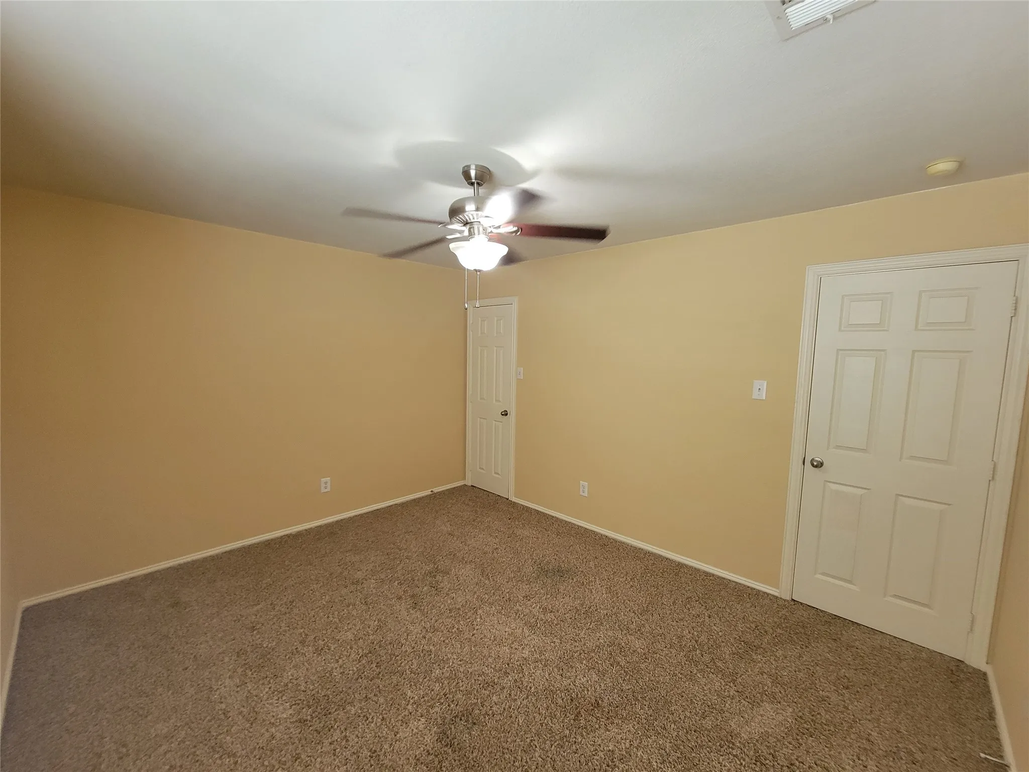 Single Family Residence For Rent in Denton County , 1550 Providence Boulevard, Providence Village, Texas 76227, 4 Bedroom, 3 Bathroom, 2 Garage spaces, 2,288 Sqft, built in 2003, mls#21404115, Real Estate Agent in Providence Village, Homes For Rent in Denton county, Homes For Rent in Providence Village, Realtor in Providence Village Texas, Real Estate Brokerage Independent Realty Texas, Luminita Cordes Realtor