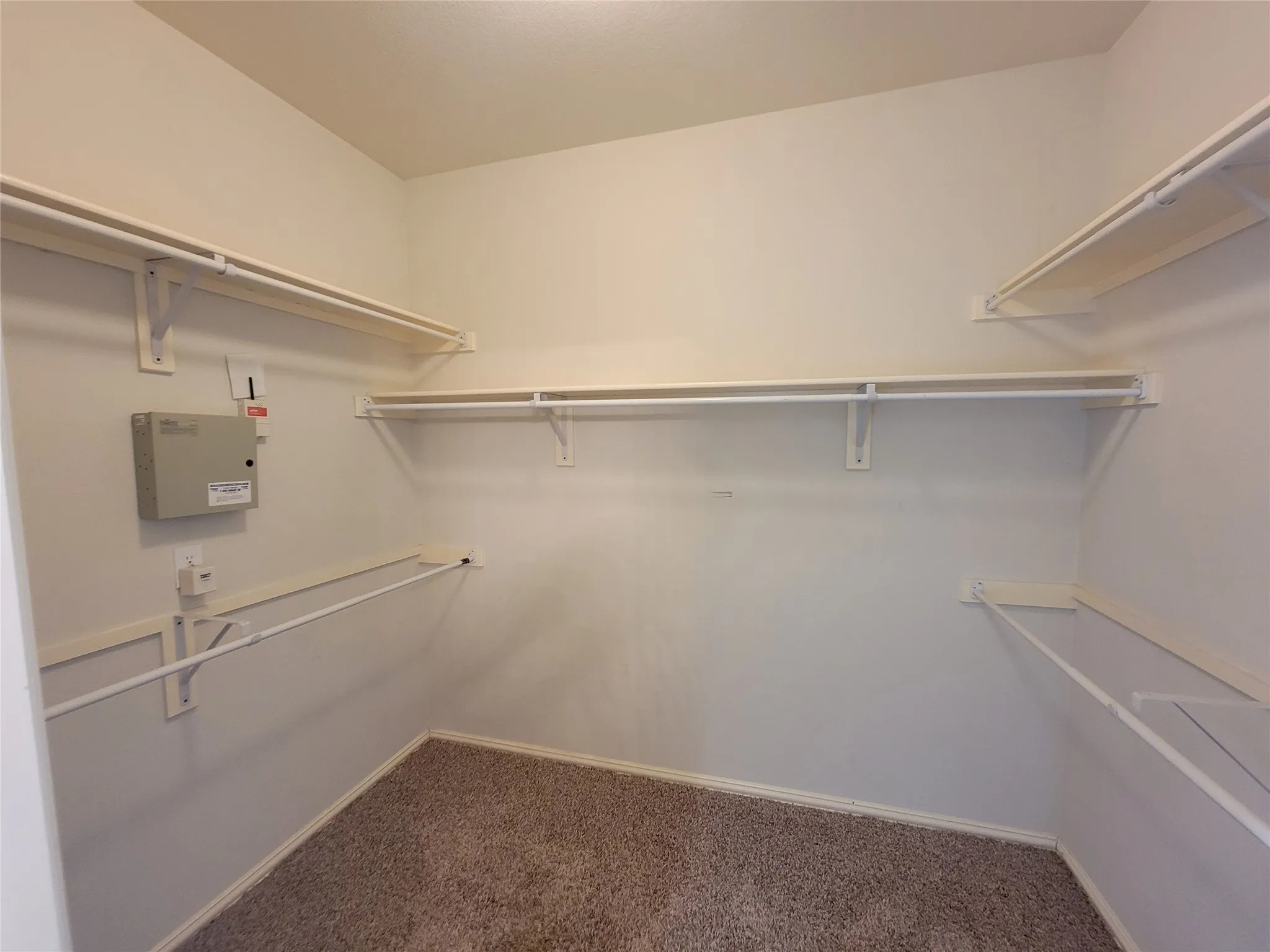 Single Family Residence For Rent in Denton County , 1550 Providence Boulevard, Providence Village, Texas 76227, 4 Bedroom, 3 Bathroom, 2 Garage spaces, 2,288 Sqft, built in 2003, mls#21404115, Real Estate Agent in Providence Village, Homes For Rent in Denton county, Homes For Rent in Providence Village, Realtor in Providence Village Texas, Real Estate Brokerage Independent Realty Texas, Luminita Cordes Realtor