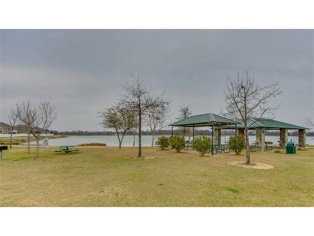 Single Family Residence For Rent in Denton County , 1550 Providence Boulevard, Providence Village, Texas 76227, 4 Bedroom, 3 Bathroom, 2 Garage spaces, 2,288 Sqft, built in 2003, mls#21404115, Real Estate Agent in Providence Village, Homes For Rent in Denton county, Homes For Rent in Providence Village, Realtor in Providence Village Texas, Real Estate Brokerage Independent Realty Texas, Luminita Cordes Realtor