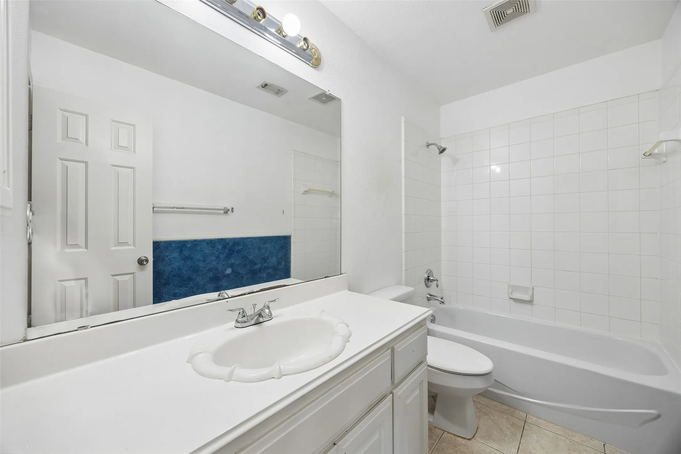 Single Family Residence For Sale in Collin County , 2124 Grayson Road, Mc Kinney, Texas 75072, 5 Bedroom, 4 Bathroom, 3 Garage spaces, 3,671 Sqft, built in 1999, mls#21404116, Real Estate Agent in Mc Kinney, Homes For Sale in Collin county, Homes For Sale in Mc Kinney, Realtor in Mc Kinney Texas, Real Estate Brokerage Independent Realty Texas, Luminita Cordes Realtor