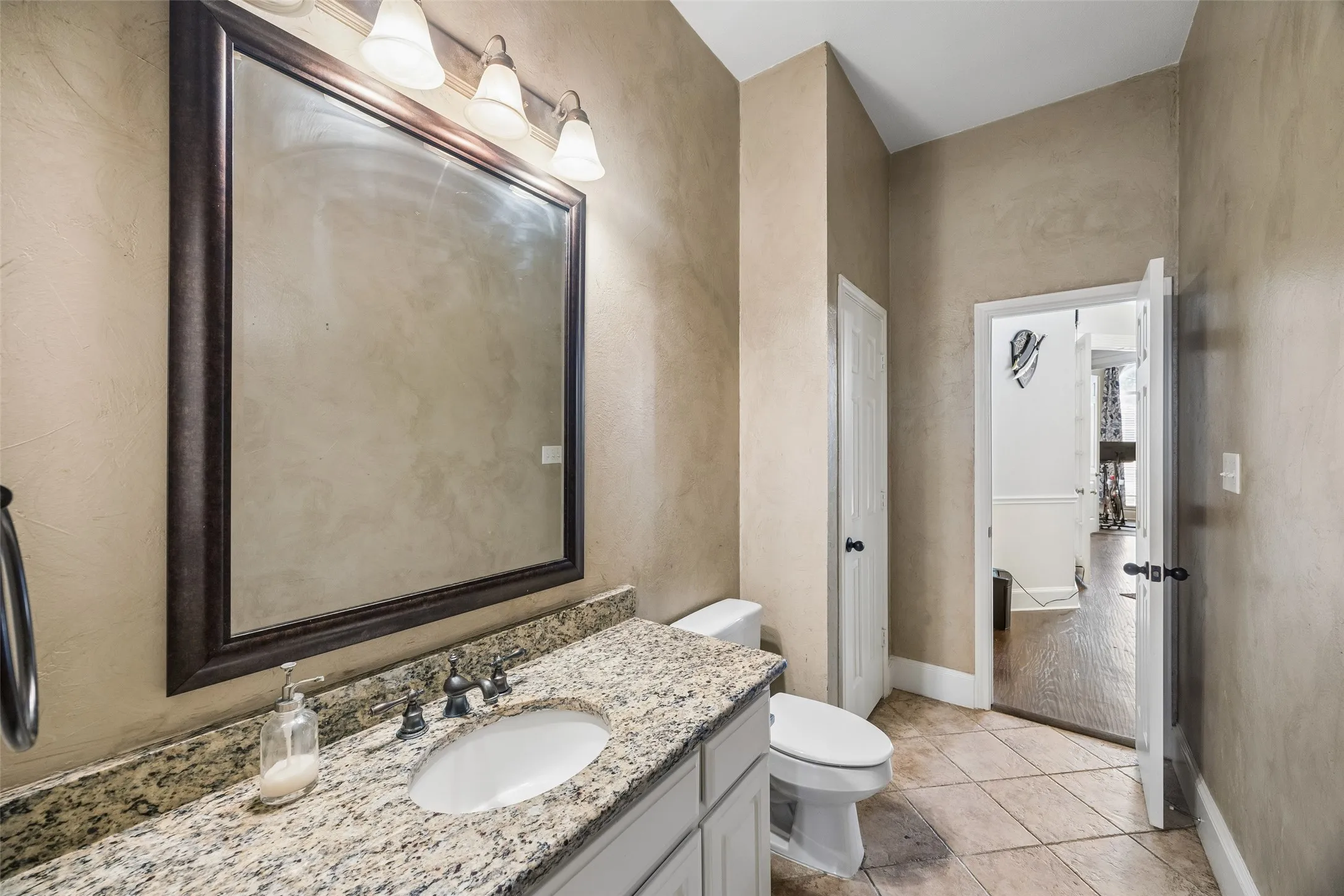 Single Family Residence For Sale in Collin County , 2124 Grayson Road, Mc Kinney, Texas 75072, 5 Bedroom, 4 Bathroom, 3 Garage spaces, 3,671 Sqft, built in 1999, mls#21404116, Real Estate Agent in Mc Kinney, Homes For Sale in Collin county, Homes For Sale in Mc Kinney, Realtor in Mc Kinney Texas, Real Estate Brokerage Independent Realty Texas, Luminita Cordes Realtor