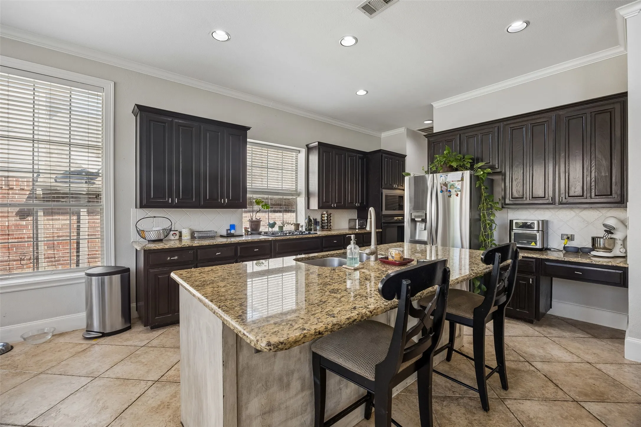 Single Family Residence For Sale in Collin County , 2124 Grayson Road, Mc Kinney, Texas 75072, 5 Bedroom, 4 Bathroom, 3 Garage spaces, 3,671 Sqft, built in 1999, mls#21404116, Real Estate Agent in Mc Kinney, Homes For Sale in Collin county, Homes For Sale in Mc Kinney, Realtor in Mc Kinney Texas, Real Estate Brokerage Independent Realty Texas, Luminita Cordes Realtor