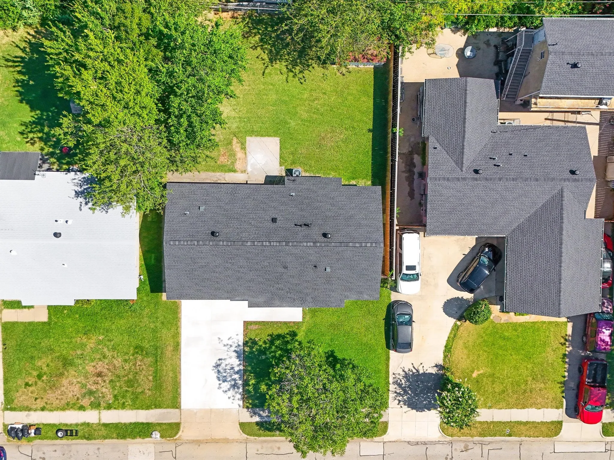 Single Family Residence For Sale in Dallas County , 1213 Fairmont Street, Irving, Texas 75062, 4 Bedroom, 3 Bathroom, Garage spaces, 1,469 Sqft, built in 1964, mls#21403628, Real Estate Agent in Irving, Homes For Sale in Dallas county, Homes For Sale in Irving, Realtor in Irving Texas, Real Estate Brokerage Independent Realty Texas, Luminita Cordes Realtor