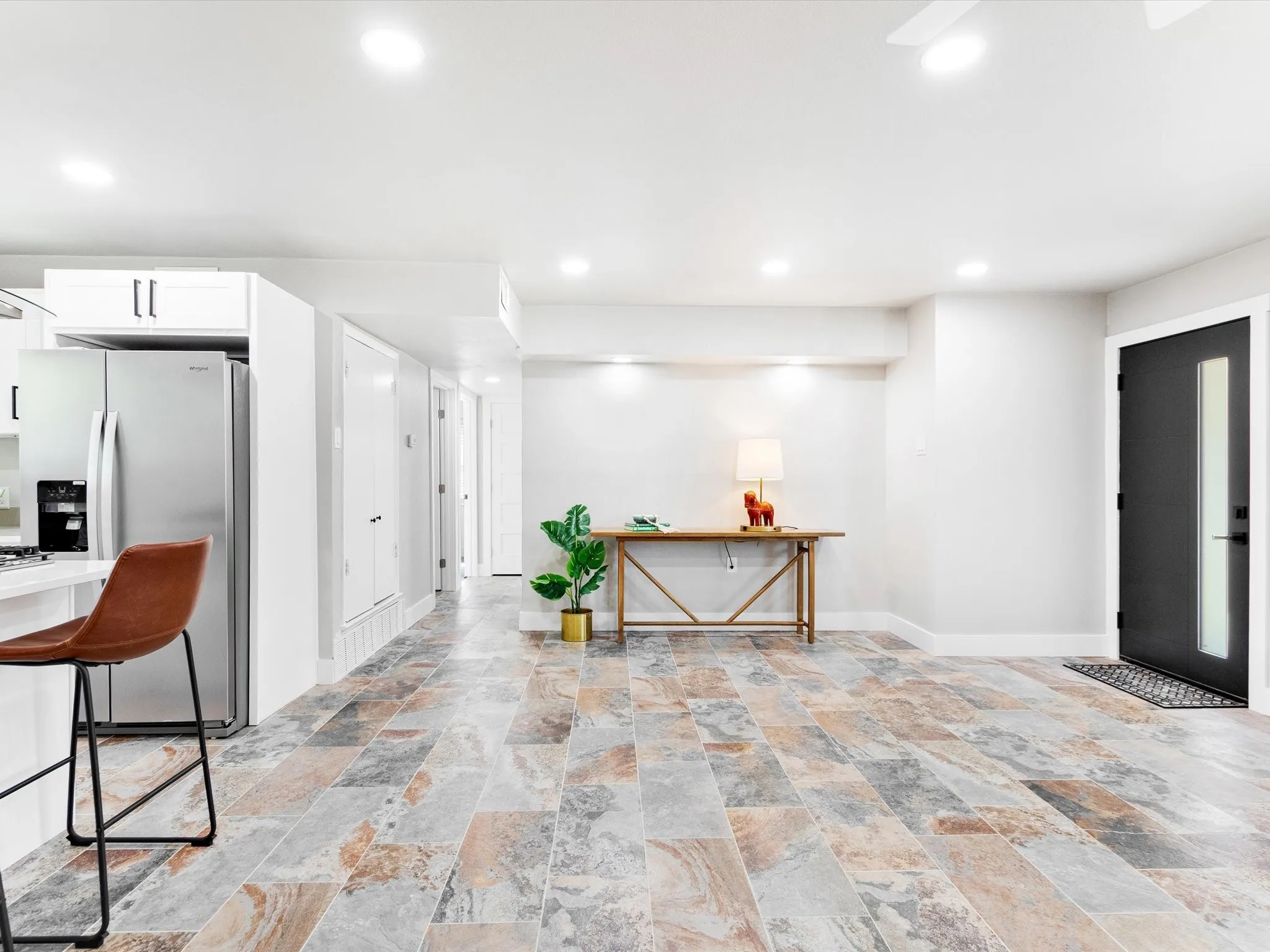 Single Family Residence For Sale in Dallas County , 1213 Fairmont Street, Irving, Texas 75062, 4 Bedroom, 3 Bathroom, Garage spaces, 1,469 Sqft, built in 1964, mls#21403628, Real Estate Agent in Irving, Homes For Sale in Dallas county, Homes For Sale in Irving, Realtor in Irving Texas, Real Estate Brokerage Independent Realty Texas, Luminita Cordes Realtor