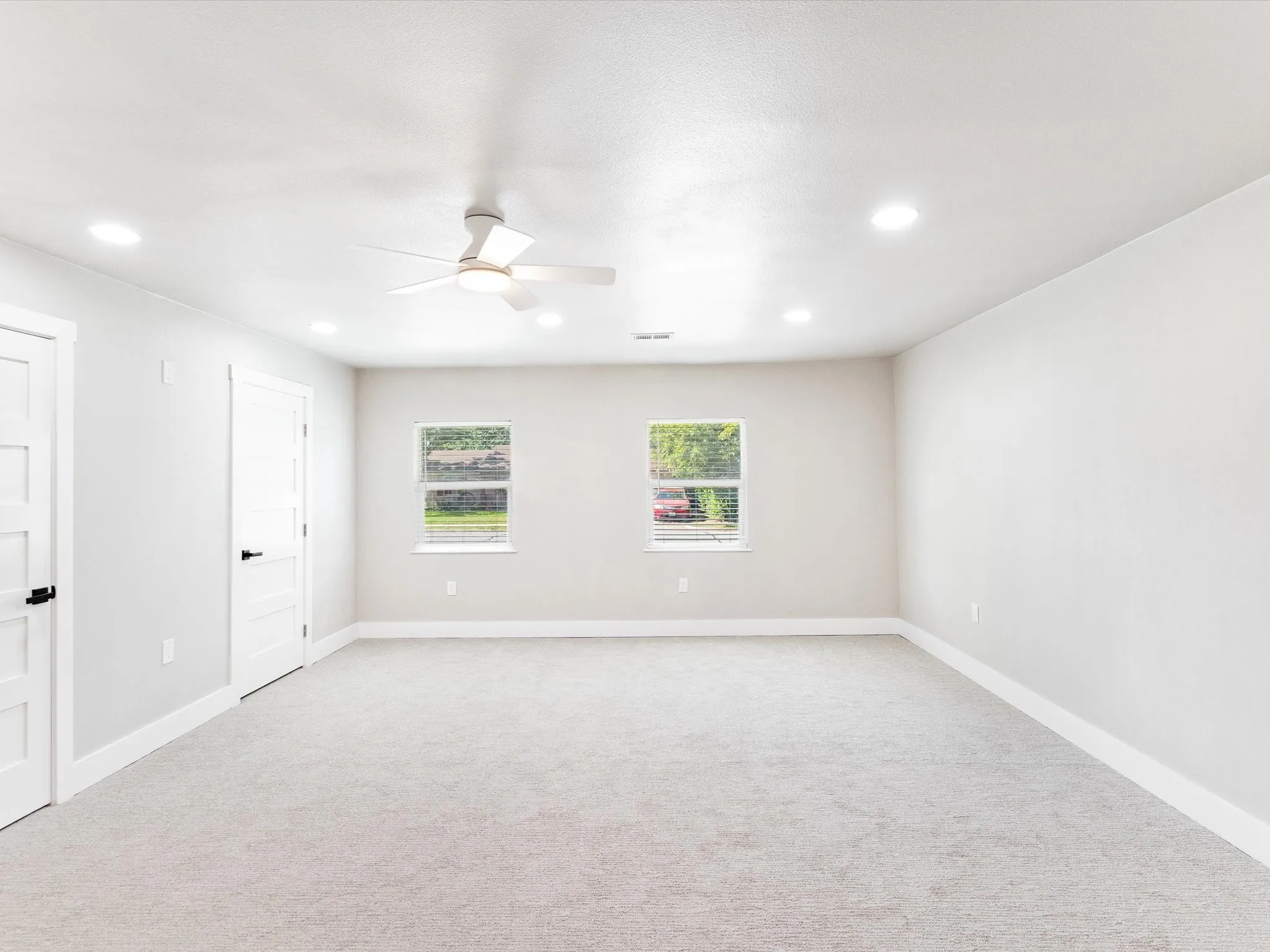 Single Family Residence For Sale in Dallas County , 1213 Fairmont Street, Irving, Texas 75062, 4 Bedroom, 3 Bathroom, Garage spaces, 1,469 Sqft, built in 1964, mls#21403628, Real Estate Agent in Irving, Homes For Sale in Dallas county, Homes For Sale in Irving, Realtor in Irving Texas, Real Estate Brokerage Independent Realty Texas, Luminita Cordes Realtor