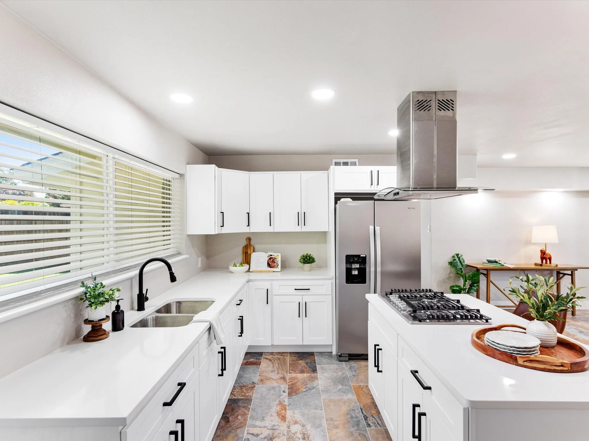 Single Family Residence For Sale in Dallas County , 1213 Fairmont Street, Irving, Texas 75062, 4 Bedroom, 3 Bathroom, Garage spaces, 1,469 Sqft, built in 1964, mls#21403628, Real Estate Agent in Irving, Homes For Sale in Dallas county, Homes For Sale in Irving, Realtor in Irving Texas, Real Estate Brokerage Independent Realty Texas, Luminita Cordes Realtor