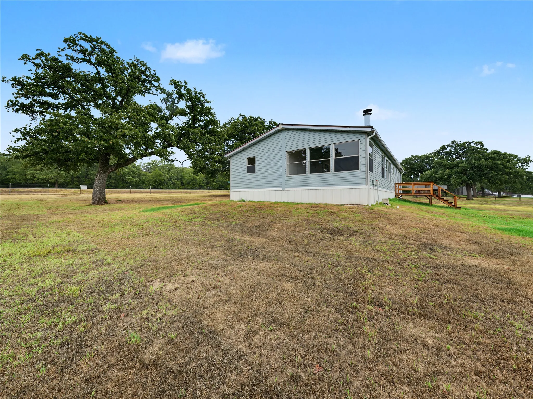 Mobile Home For Sale in Johnson County , 3806 E Fm 4 1, Cleburne, Texas 76031, 3 Bedroom, 2 Bathroom, Garage spaces, 1,570 Sqft, built in 1999, mls#21403794, Real Estate Agent in Cleburne, Homes For Sale in Johnson county, Homes For Sale in Cleburne, Realtor in Cleburne Texas, Real Estate Brokerage Independent Realty Texas, Luminita Cordes Realtor