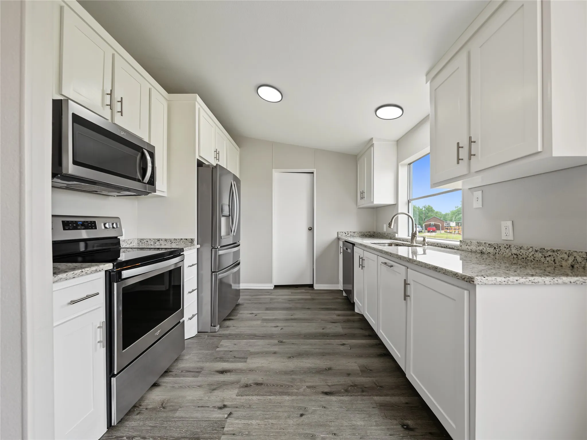 Mobile Home For Sale in Johnson County , 3806 E Fm 4 1, Cleburne, Texas 76031, 3 Bedroom, 2 Bathroom, Garage spaces, 1,570 Sqft, built in 1999, mls#21403794, Real Estate Agent in Cleburne, Homes For Sale in Johnson county, Homes For Sale in Cleburne, Realtor in Cleburne Texas, Real Estate Brokerage Independent Realty Texas, Luminita Cordes Realtor