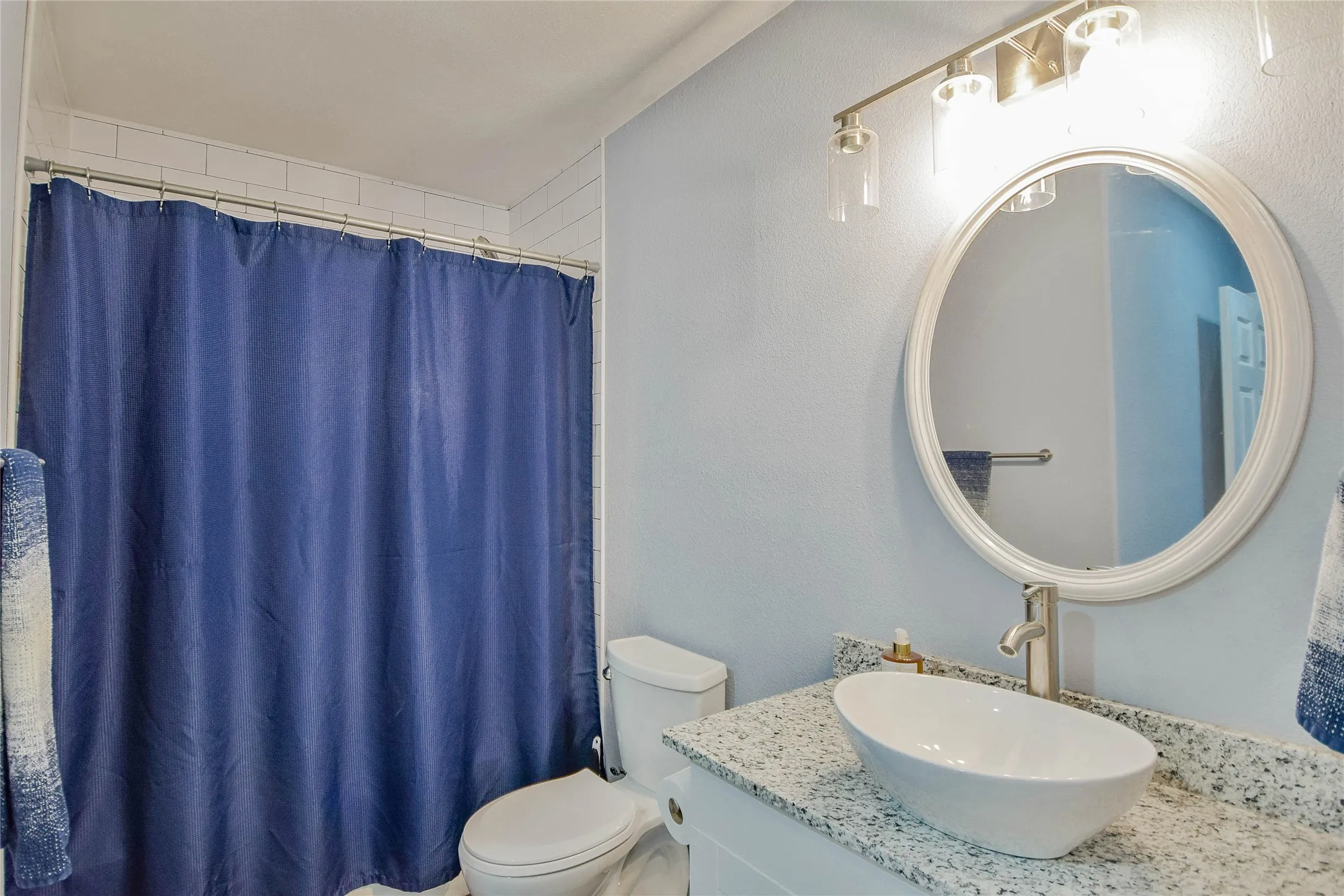 Single Family Residence For Rent in Hood County , 903 Comanche Cove Drive, Granbury, Texas 76048, 2 Bedroom, 2 Bathroom, Garage spaces, 1,045 Sqft, built in 2022, mls#21404122, Real Estate Agent in Granbury, Homes For Rent in Hood county, Homes For Rent in Granbury, Realtor in Granbury Texas, Real Estate Brokerage Independent Realty Texas, Luminita Cordes Realtor