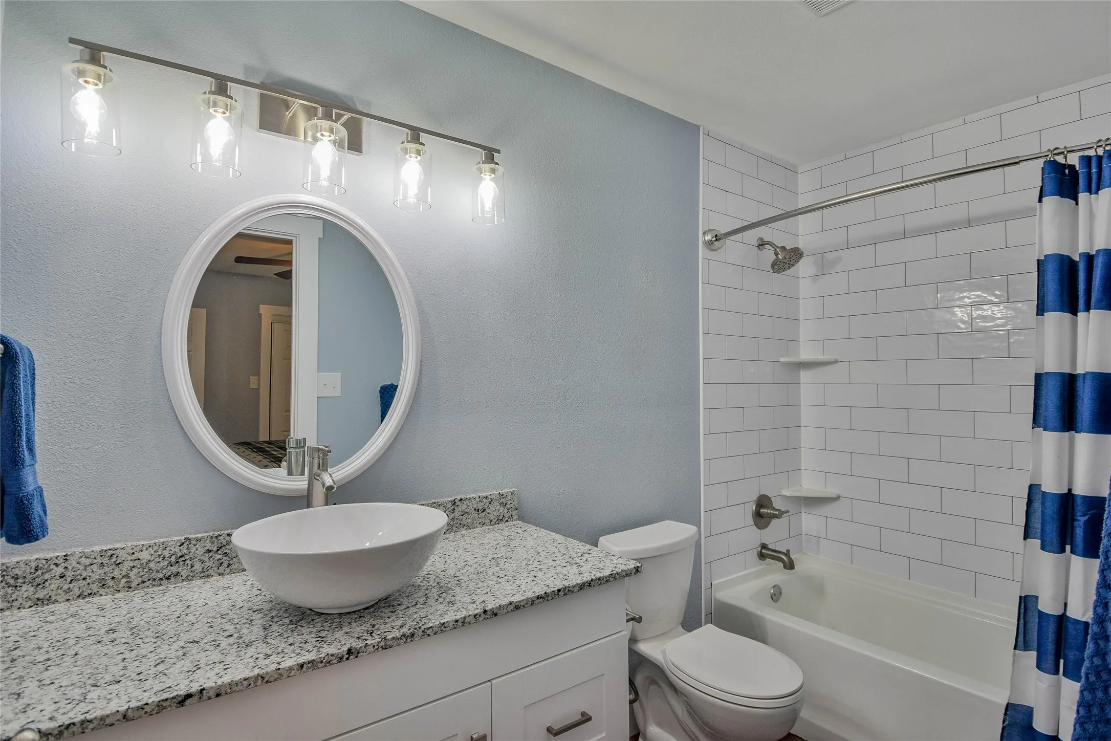 Single Family Residence For Rent in Hood County , 903 Comanche Cove Drive, Granbury, Texas 76048, 2 Bedroom, 2 Bathroom, Garage spaces, 1,045 Sqft, built in 2022, mls#21404122, Real Estate Agent in Granbury, Homes For Rent in Hood county, Homes For Rent in Granbury, Realtor in Granbury Texas, Real Estate Brokerage Independent Realty Texas, Luminita Cordes Realtor