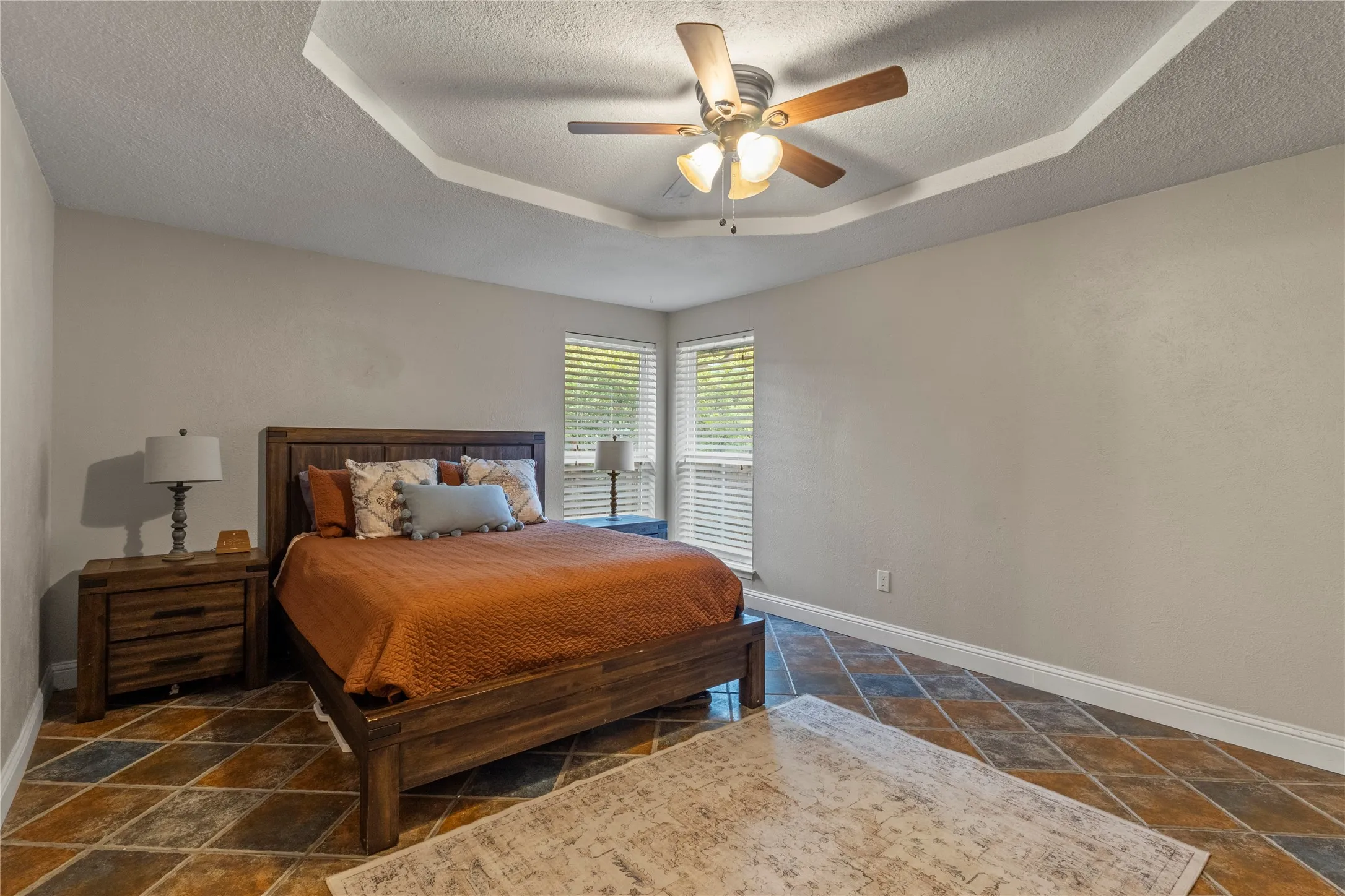 Single Family Residence For Sale in Collin County , 9790 Camfield Road, Frisco, Texas 75033, 3 Bedroom, 2 Bathroom, 2 Garage spaces, 1,761 Sqft, built in 1978, mls#21403200, Real Estate Agent in Frisco, Homes For Sale in Collin county, Homes For Sale in Frisco, Realtor in Frisco Texas, Real Estate Brokerage Independent Realty Texas, Luminita Cordes Realtor