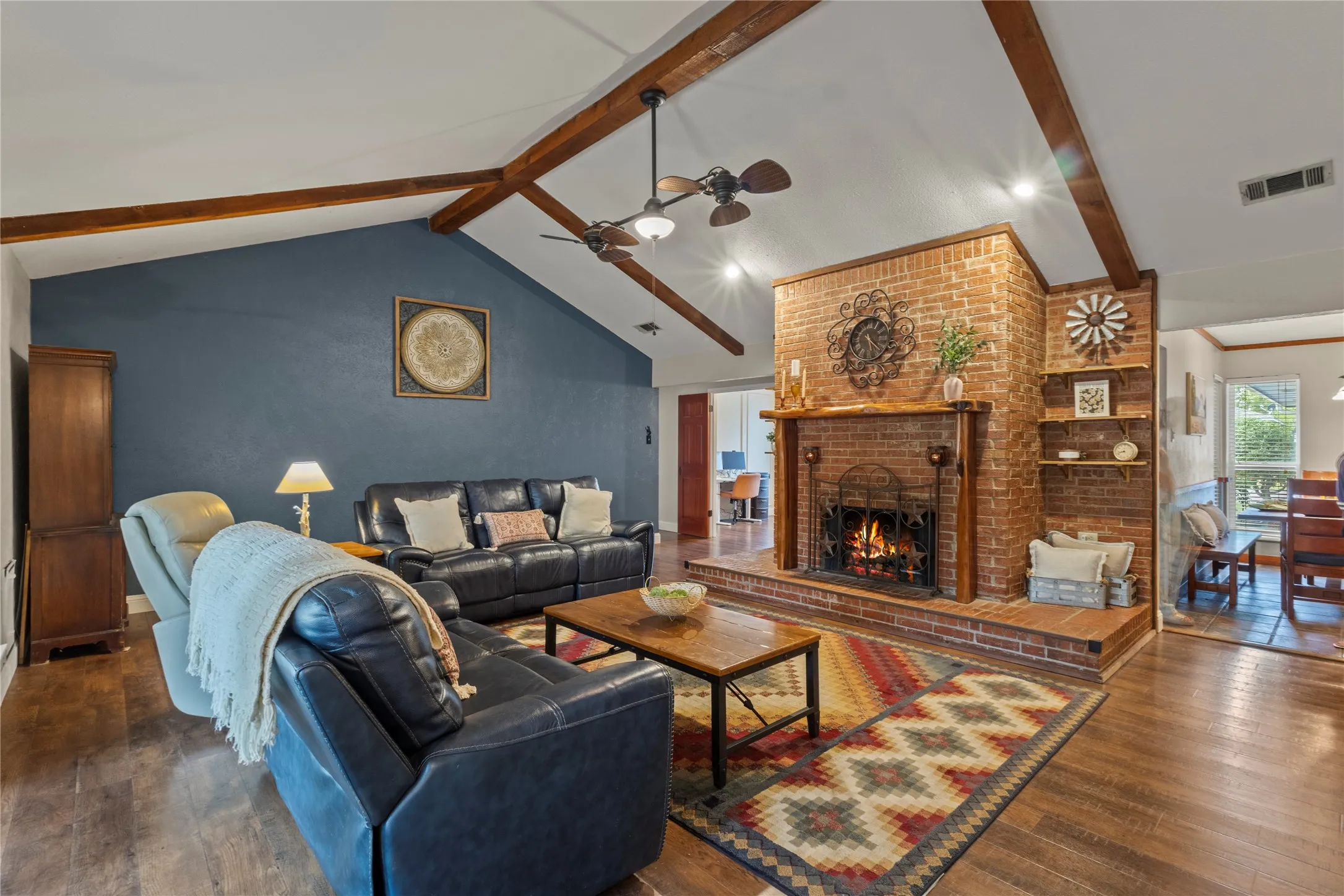 Single Family Residence For Sale in Collin County , 9790 Camfield Road, Frisco, Texas 75033, 3 Bedroom, 2 Bathroom, 2 Garage spaces, 1,761 Sqft, built in 1978, mls#21403200, Real Estate Agent in Frisco, Homes For Sale in Collin county, Homes For Sale in Frisco, Realtor in Frisco Texas, Real Estate Brokerage Independent Realty Texas, Luminita Cordes Realtor