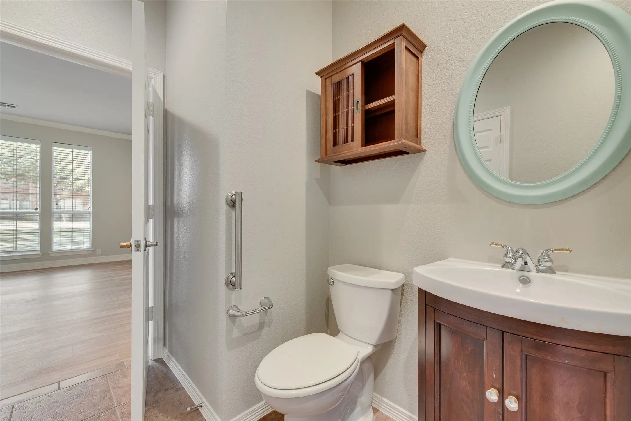 Single Family Residence For Rent in Rockwall County , 101 Dunford Drive, Heath, Texas 75032, 4 Bedroom, 4 Bathroom, 3 Garage spaces, 3,967 Sqft, built in 2002, mls#21404125, Real Estate Agent in Heath, Homes For Rent in Rockwall county, Homes For Rent in Heath, Realtor in Heath Texas, Real Estate Brokerage Independent Realty Texas, Luminita Cordes Realtor