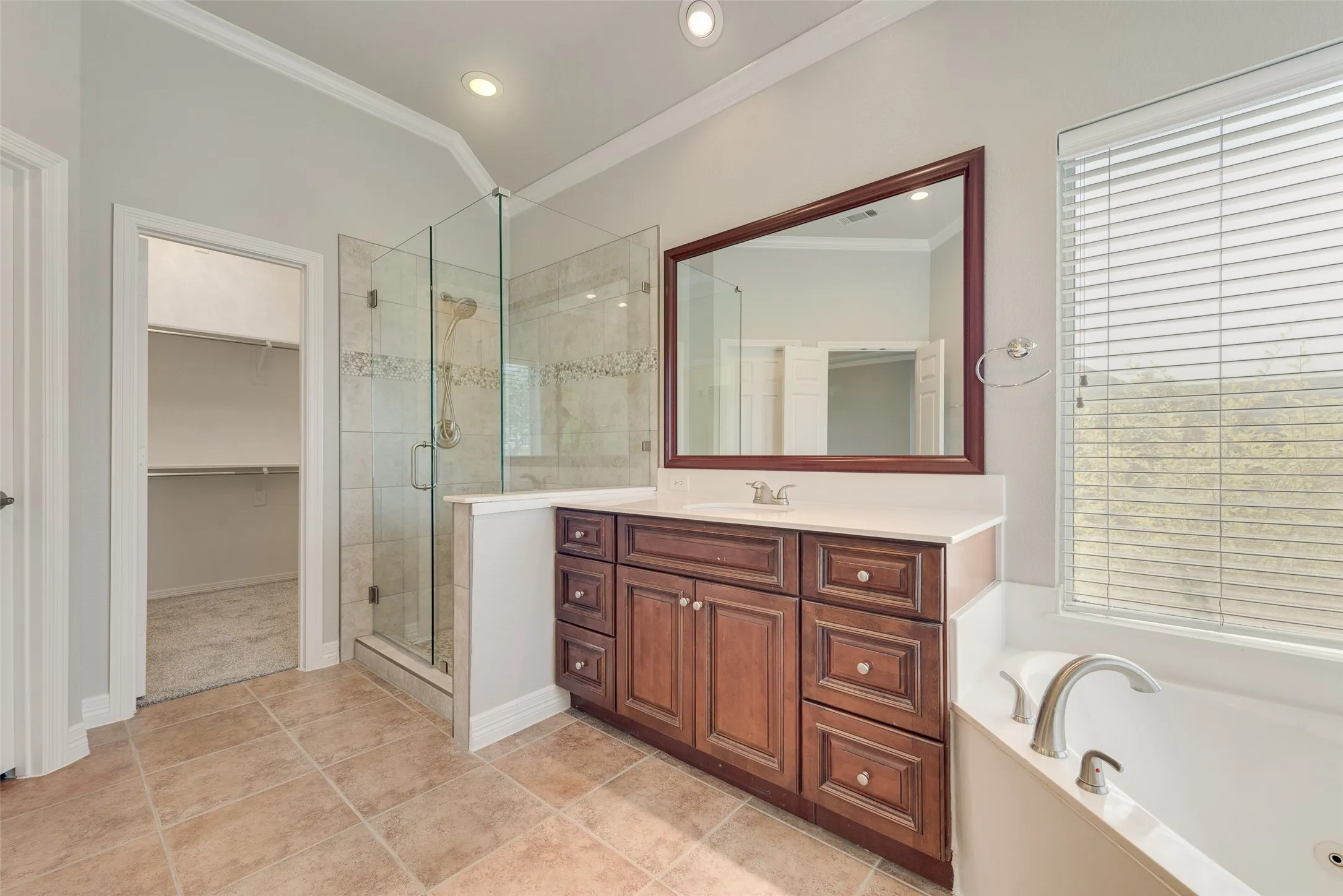 Single Family Residence For Rent in Rockwall County , 101 Dunford Drive, Heath, Texas 75032, 4 Bedroom, 4 Bathroom, 3 Garage spaces, 3,967 Sqft, built in 2002, mls#21404125, Real Estate Agent in Heath, Homes For Rent in Rockwall county, Homes For Rent in Heath, Realtor in Heath Texas, Real Estate Brokerage Independent Realty Texas, Luminita Cordes Realtor