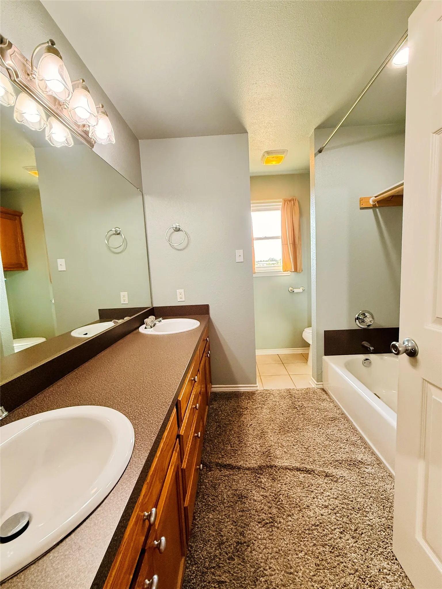 Single Family Residence For Sale in Wood County , 801 County Road 1895, Yantis, Texas 75497, 3 Bedroom, 2 Bathroom, Garage spaces, 1,482 Sqft, built in 2002, mls#21400265, Real Estate Agent in Yantis, Homes For Sale in Wood county, Homes For Sale in Yantis, Realtor in Yantis Texas, Real Estate Brokerage Independent Realty Texas, Luminita Cordes Realtor