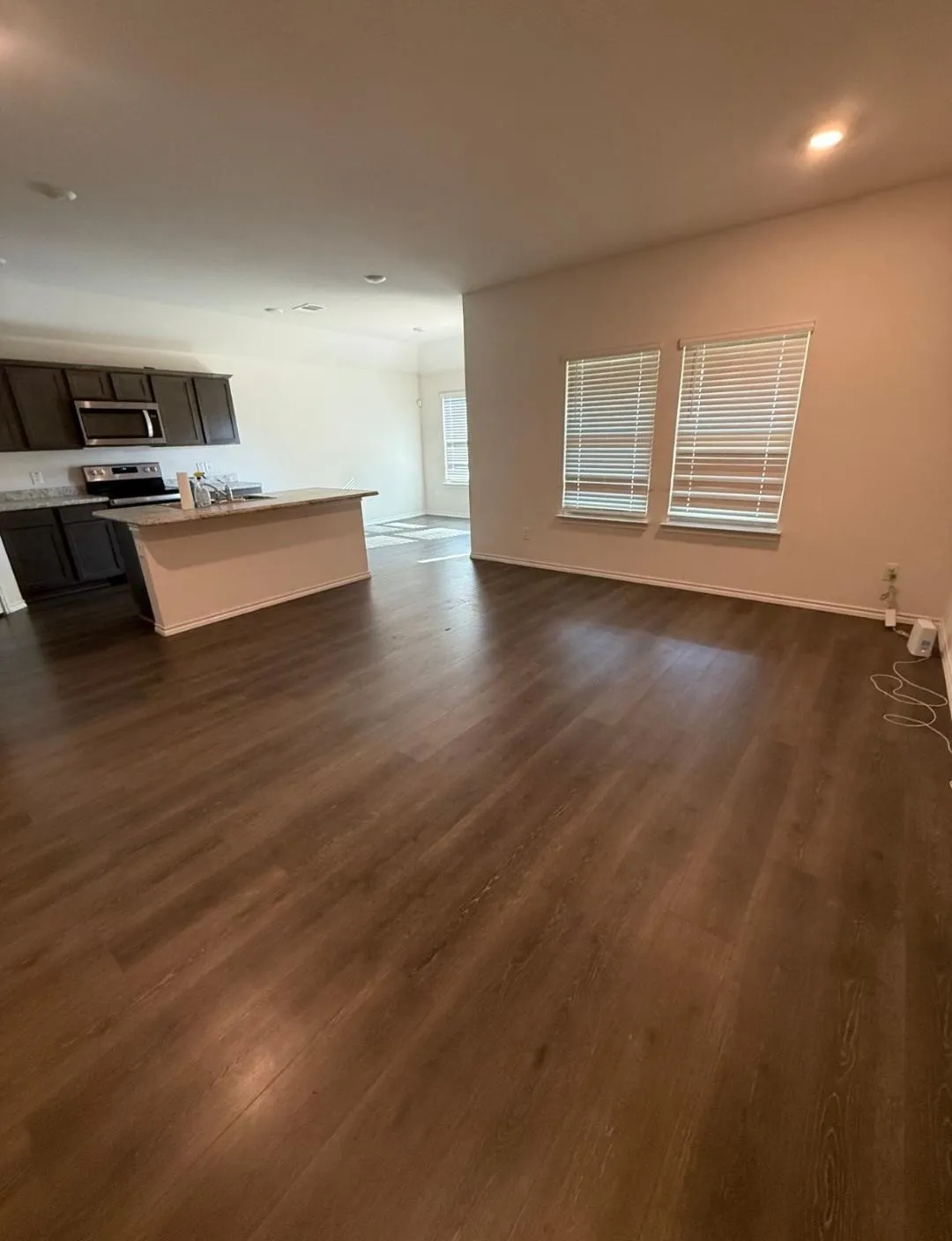 Single Family Residence For Sale in Hunt County , 904 Basswood Lane, Royse City, Texas 75189, 4 Bedroom, 2 Bathroom, 2 Garage spaces, 1,690 Sqft, built in 2020, mls#21403884, Real Estate Agent in Royse City, Homes For Sale in Hunt county, Homes For Sale in Royse City, Realtor in Royse City Texas, Real Estate Brokerage Independent Realty Texas, Luminita Cordes Realtor