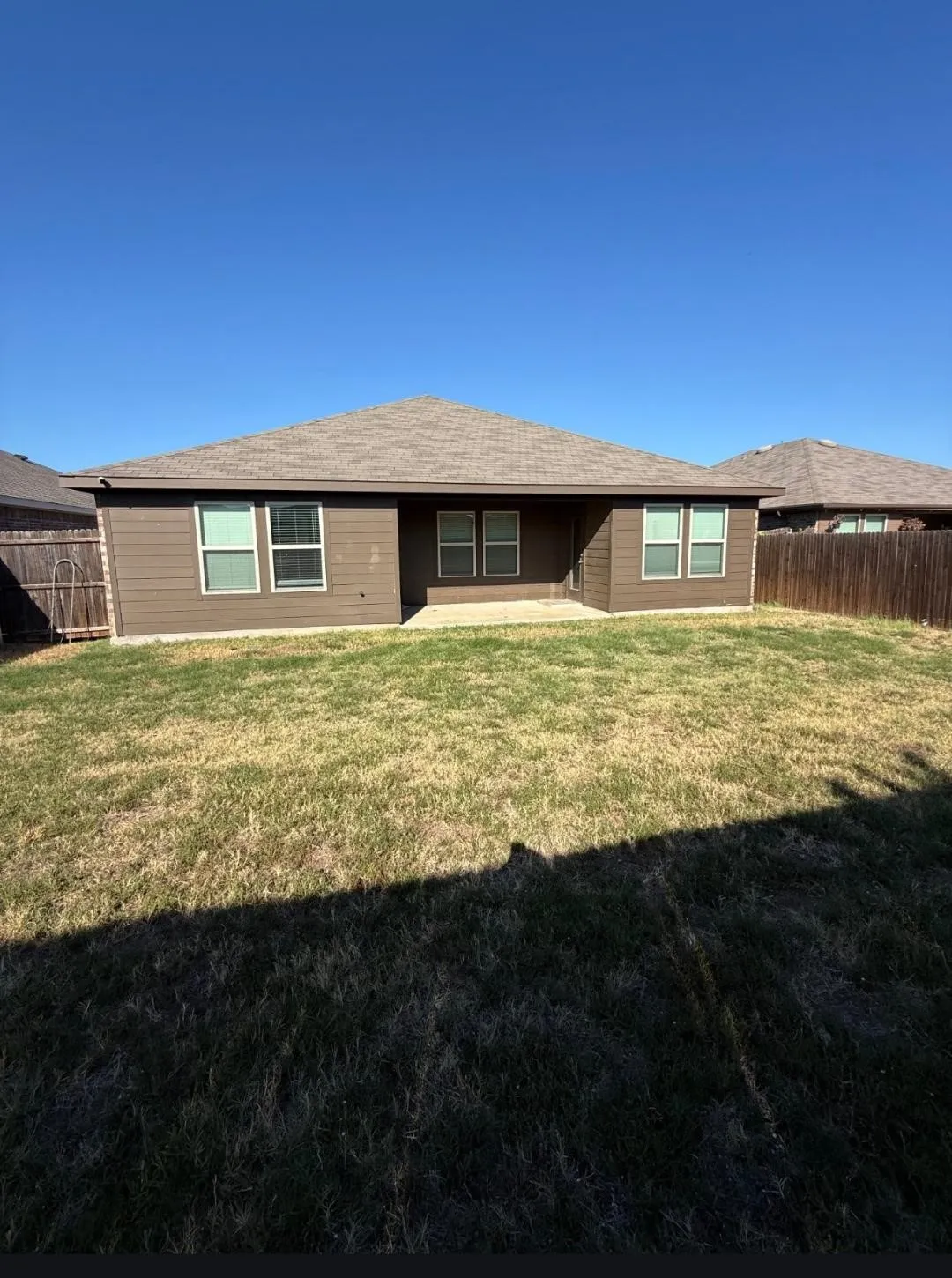 Single Family Residence For Sale in Hunt County , 904 Basswood Lane, Royse City, Texas 75189, 4 Bedroom, 2 Bathroom, 2 Garage spaces, 1,690 Sqft, built in 2020, mls#21403884, Real Estate Agent in Royse City, Homes For Sale in Hunt county, Homes For Sale in Royse City, Realtor in Royse City Texas, Real Estate Brokerage Independent Realty Texas, Luminita Cordes Realtor